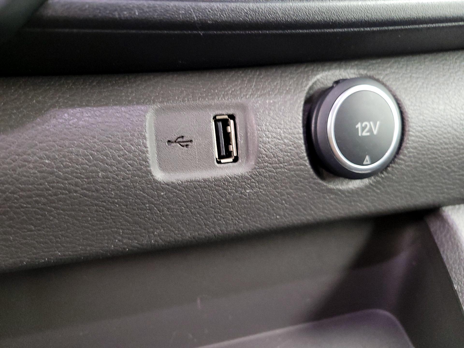 Thumbnail: 2021 Ford Transit Series - 18