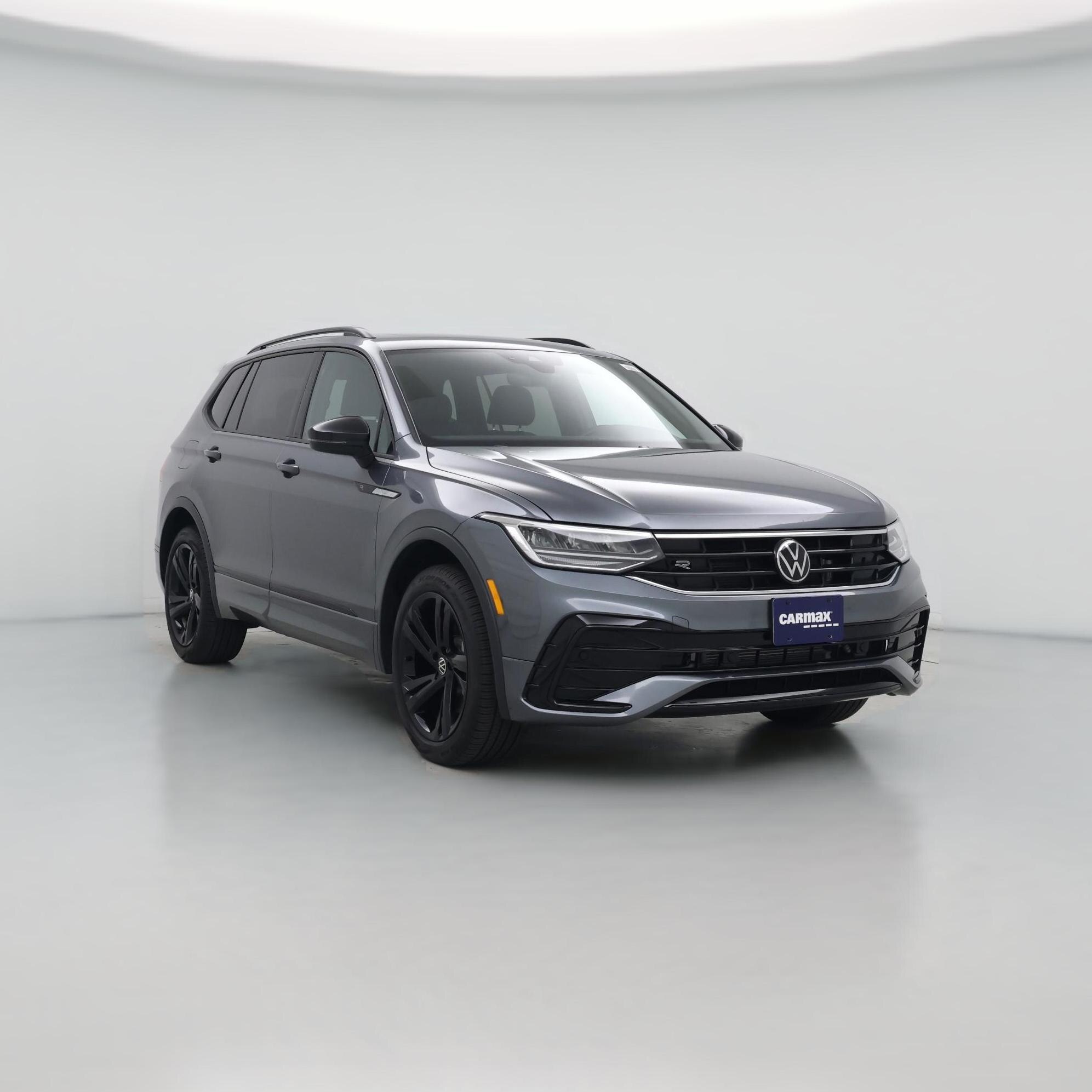 Thumbnail: 2023 Volkswagen Tiguan - 1