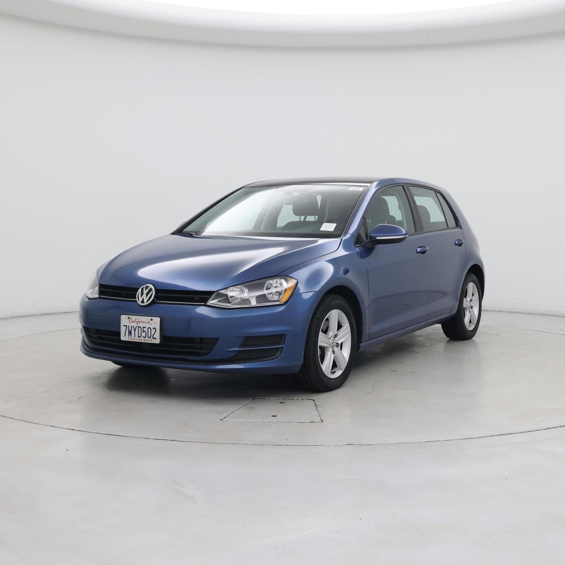 Thumbnail: 2017 Volkswagen Golf - 4