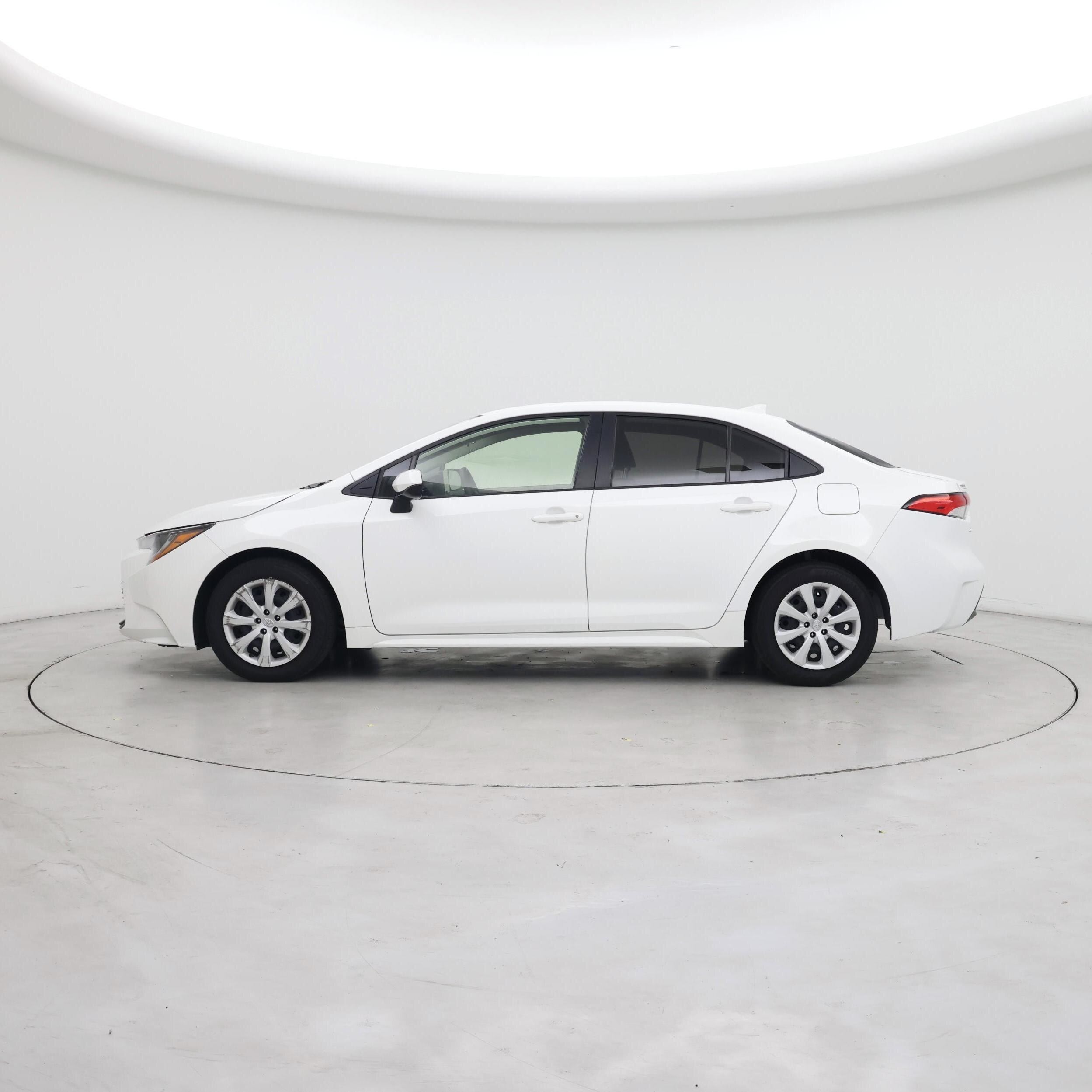 Thumbnail: 2023 Toyota Corolla - 3