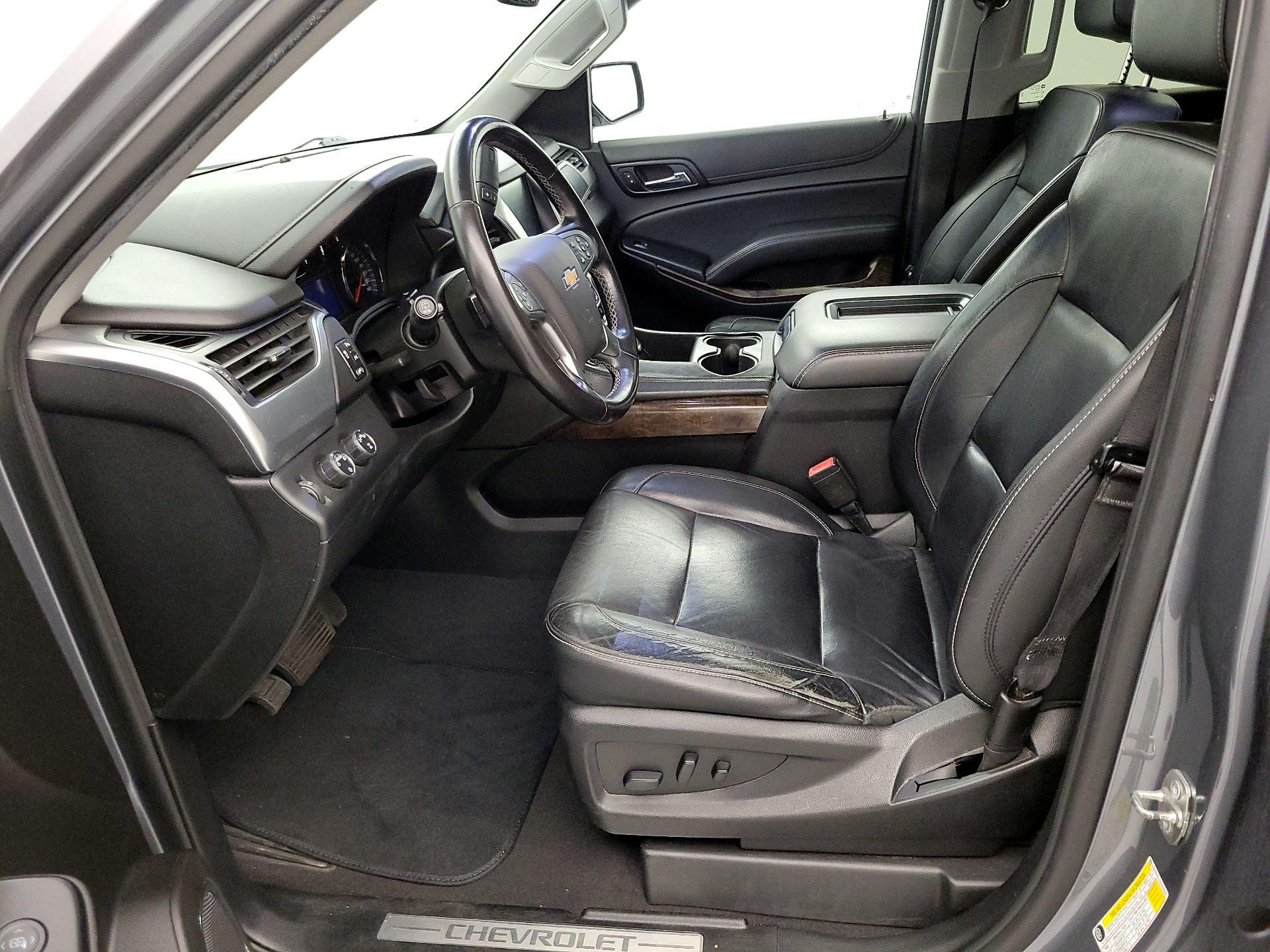 Thumbnail: 2019 Chevrolet Suburban - 11