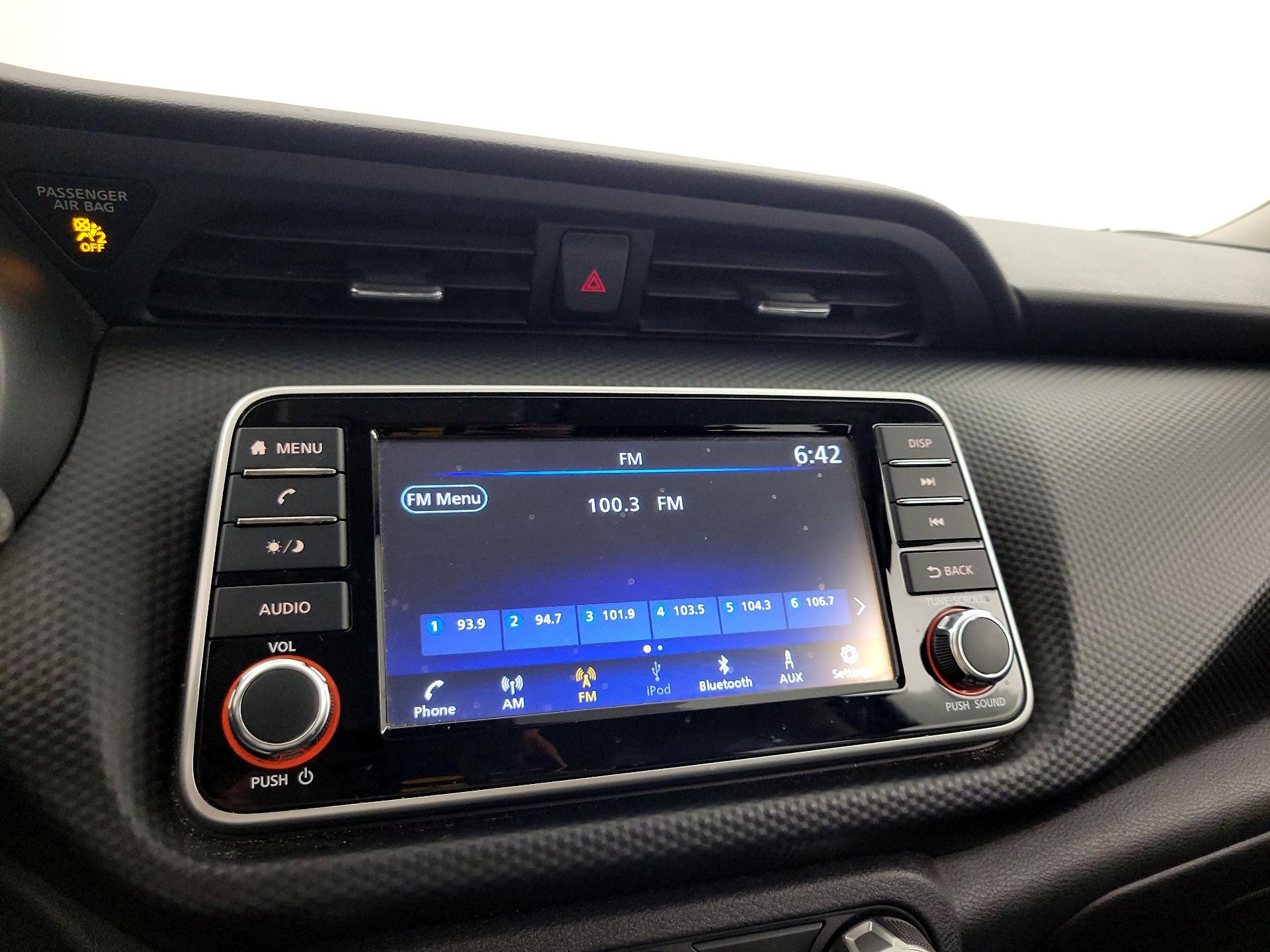 Thumbnail: 2023 Nissan Kicks - 15