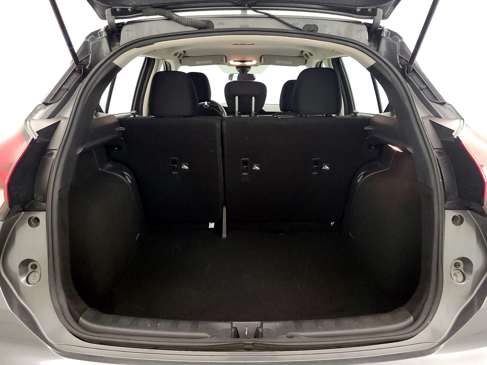 Thumbnail: 2023 Nissan Kicks - 20