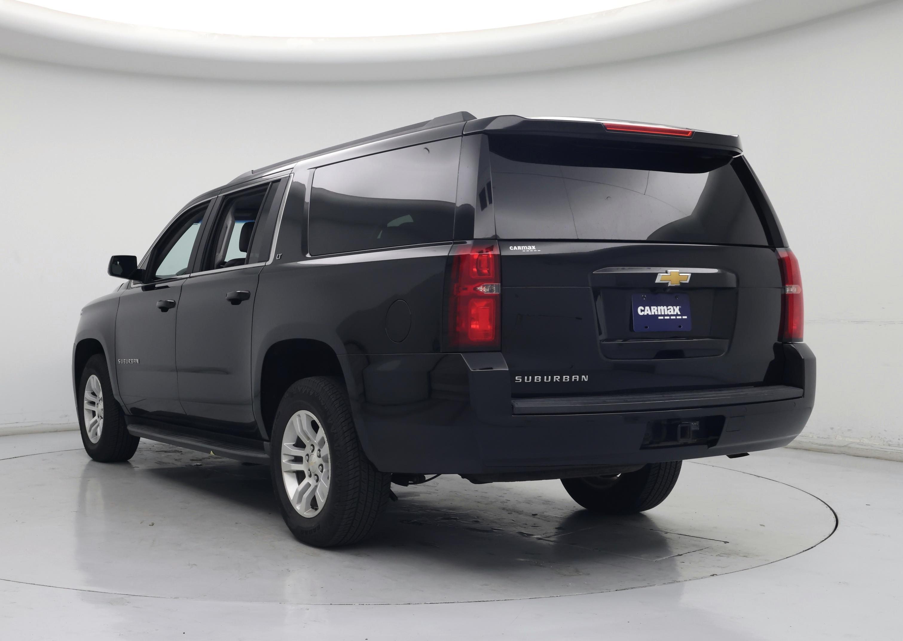 Thumbnail: 2019 Chevrolet Suburban - 2