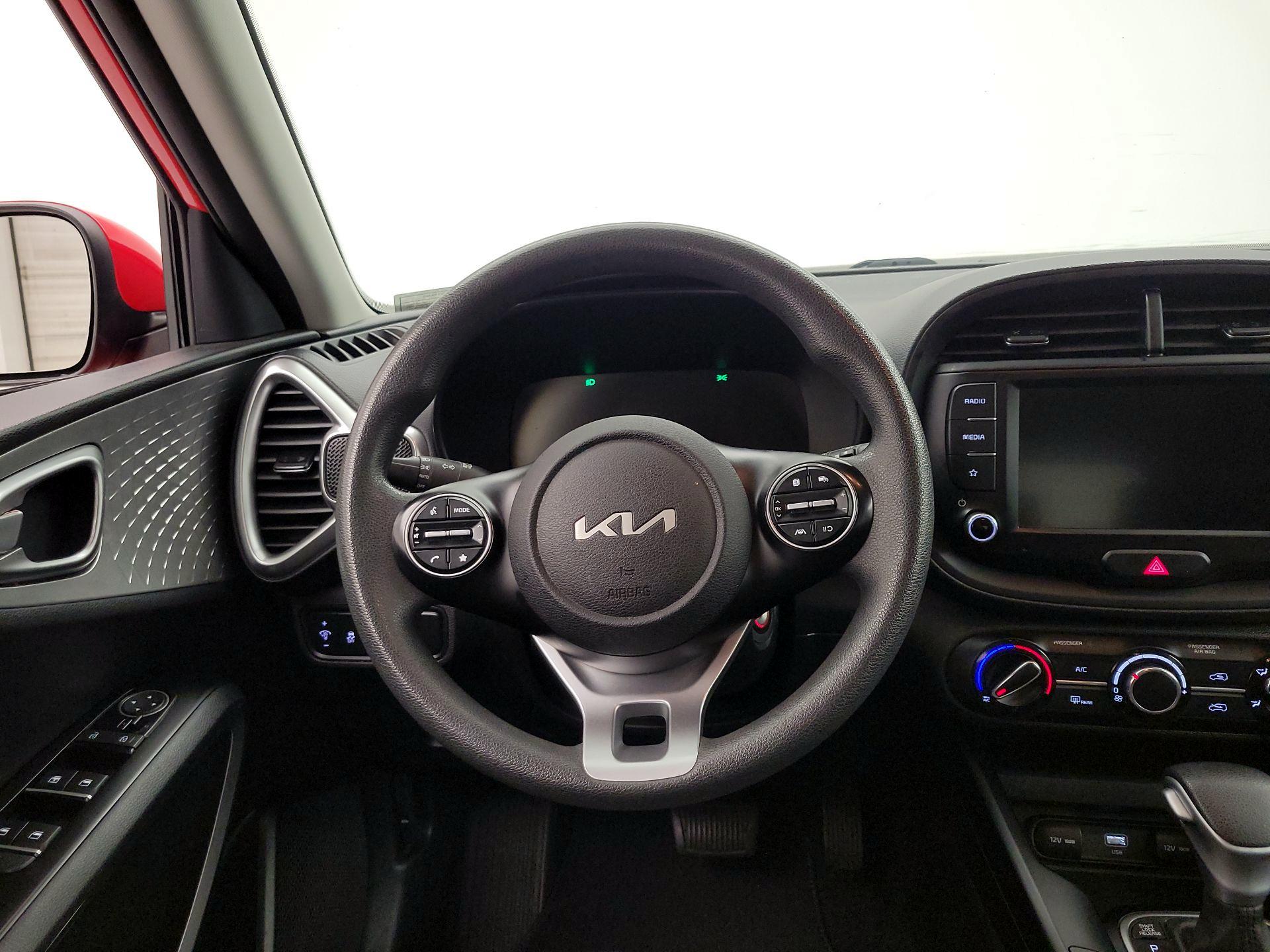 Thumbnail: 2023 Kia Soul - 10