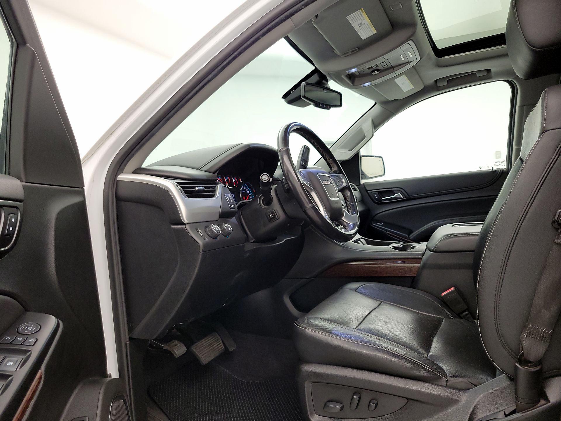 Thumbnail: 2020 GMC Yukon XL - 11