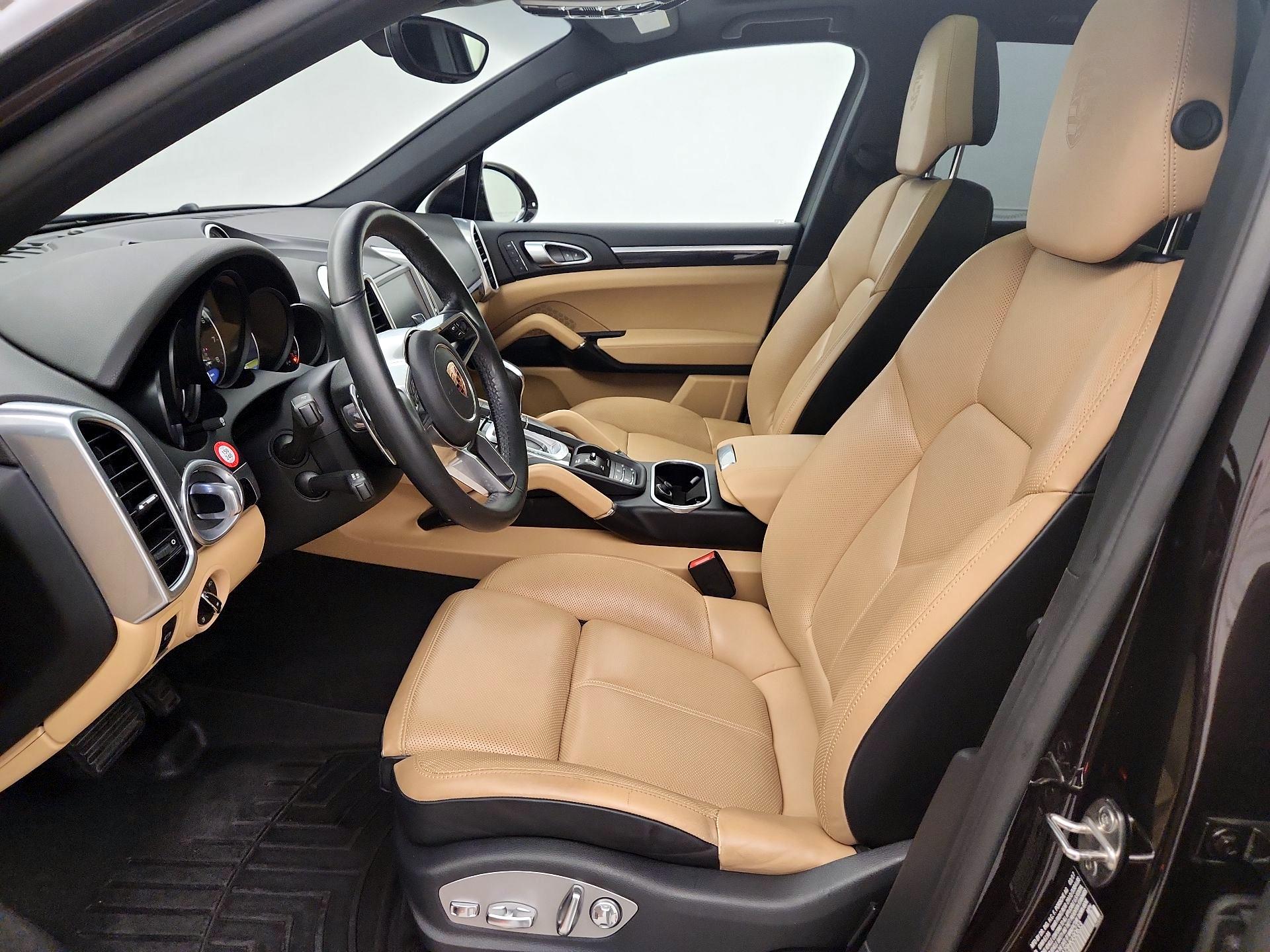 Thumbnail: 2017 Porsche Cayenne - 11