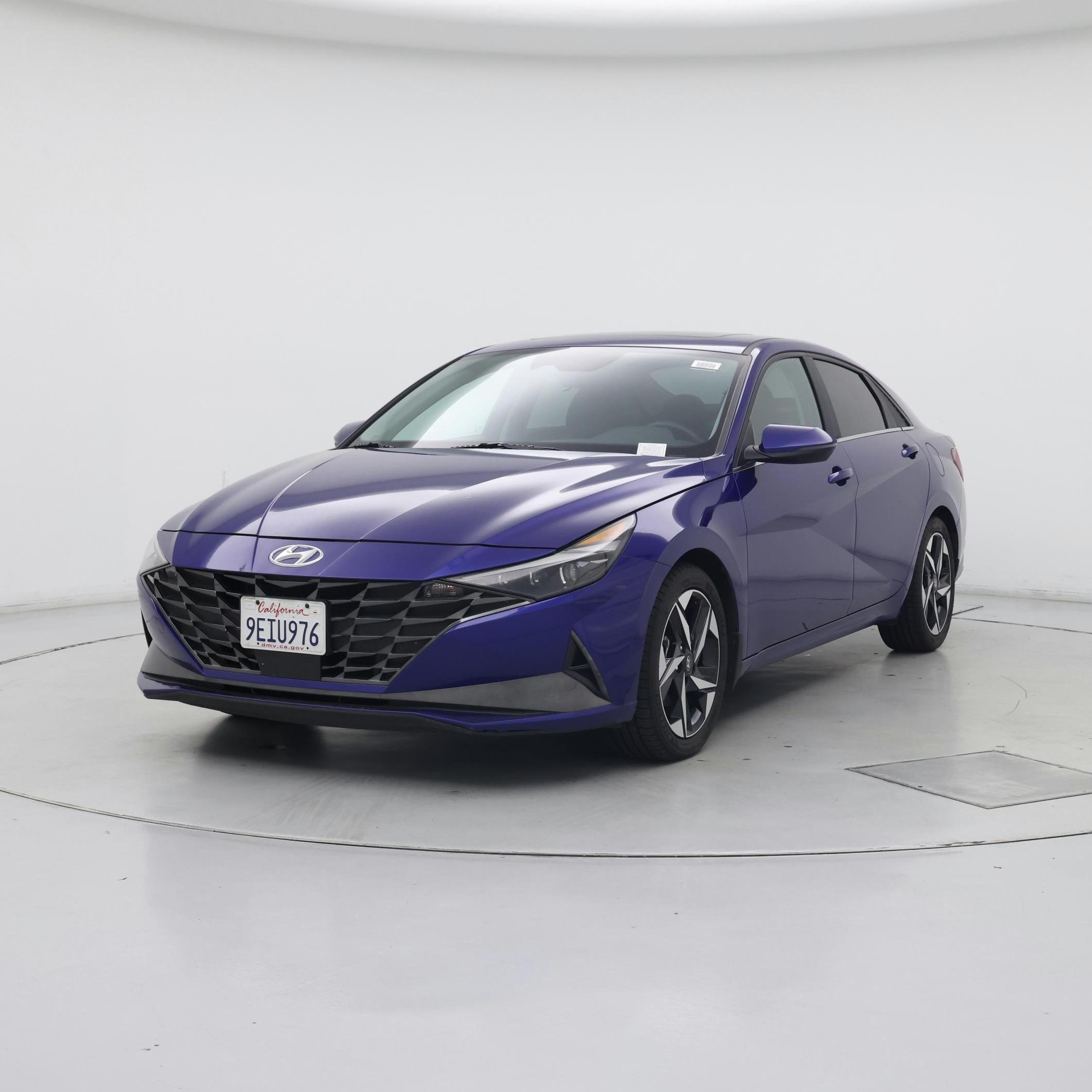 Thumbnail: 2023 Hyundai Elantra - 4