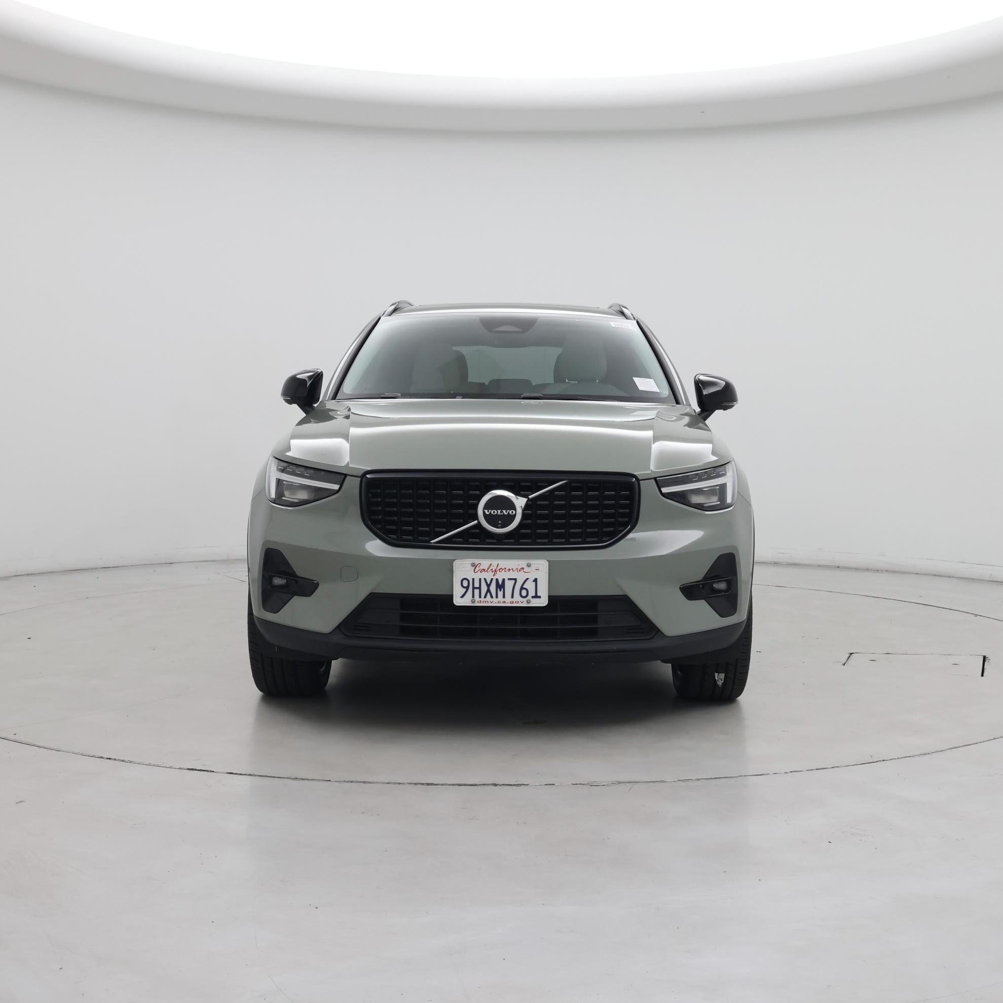 Thumbnail: 2024 Volvo XC40 - 5