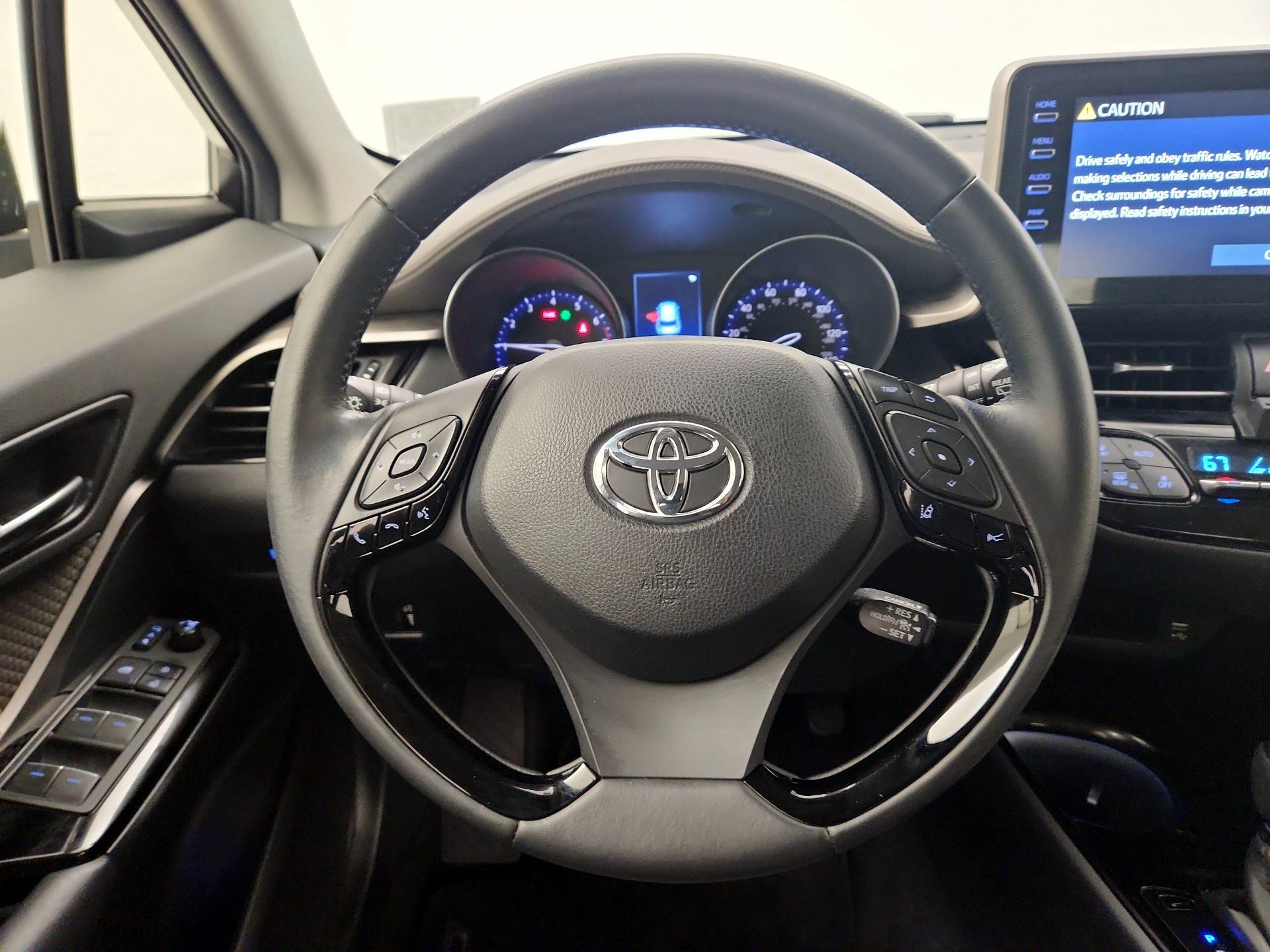 Thumbnail: 2021 Toyota C-HR - 10