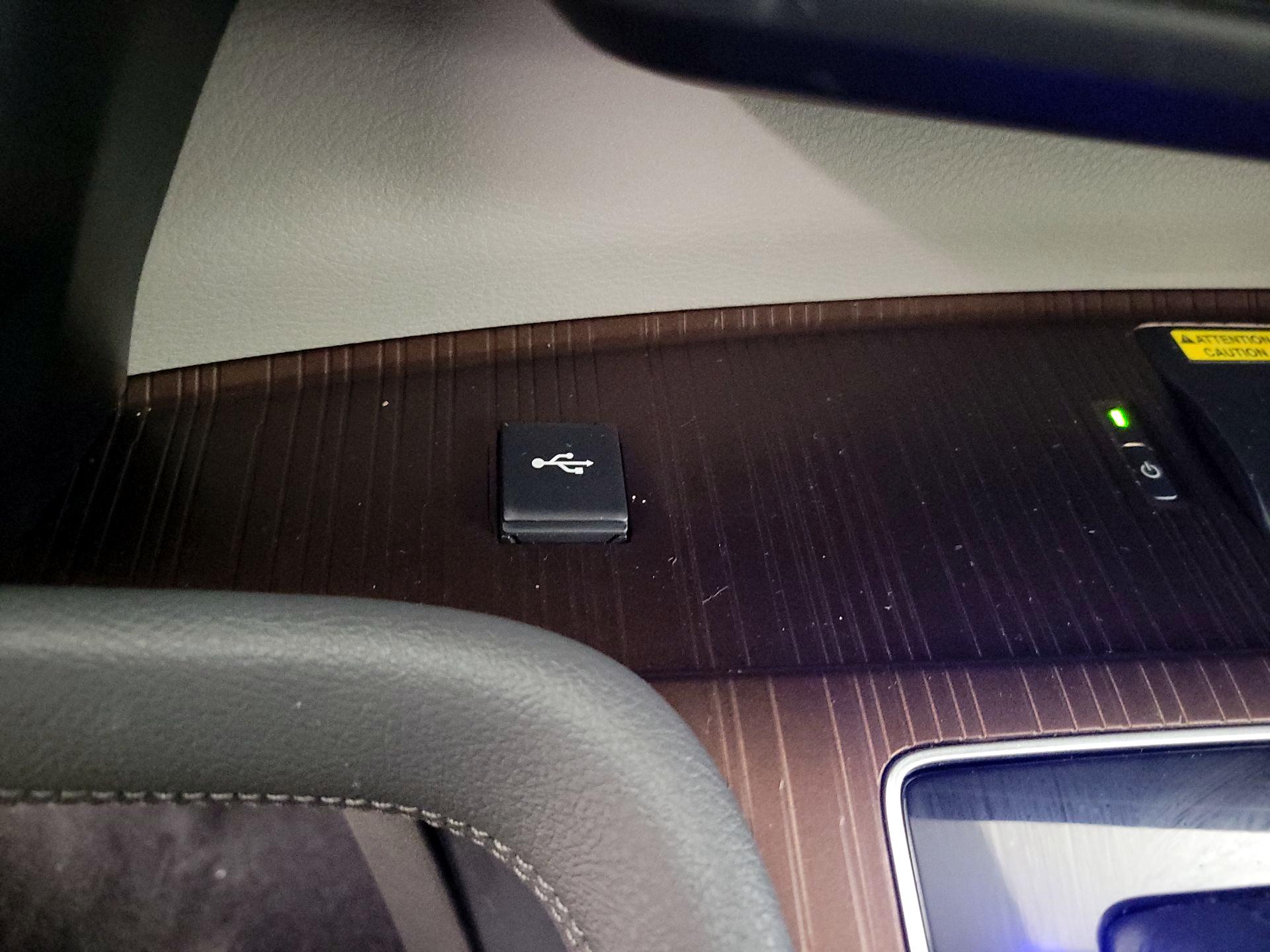 Thumbnail: 2022 Toyota Sienna - 19