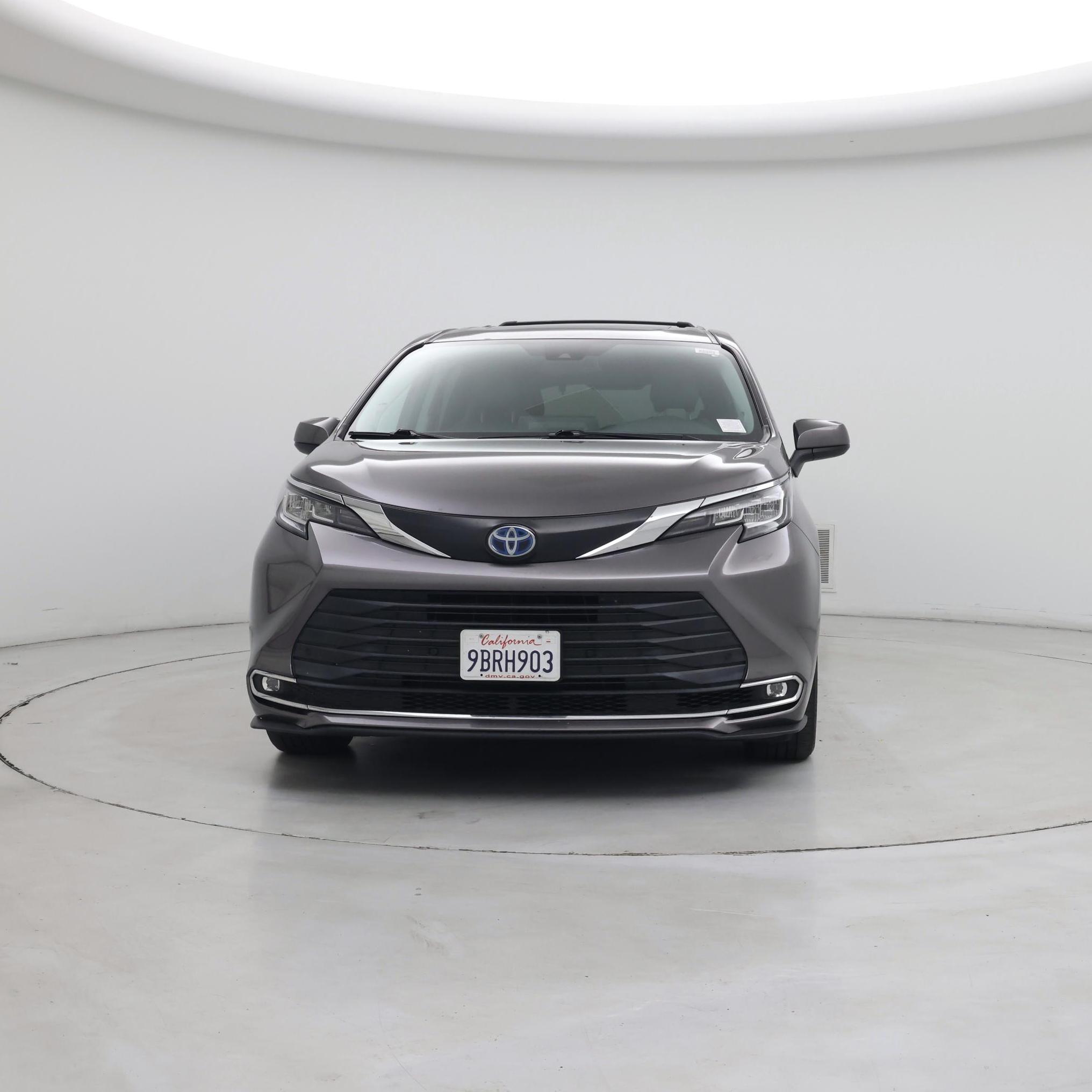 Thumbnail: 2022 Toyota Sienna - 5