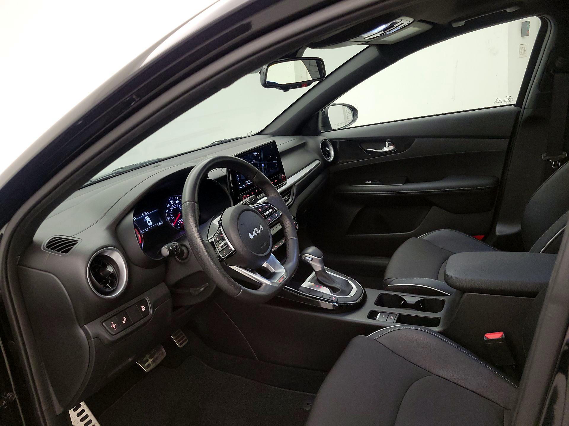 Thumbnail: 2024 Kia Forte - 11