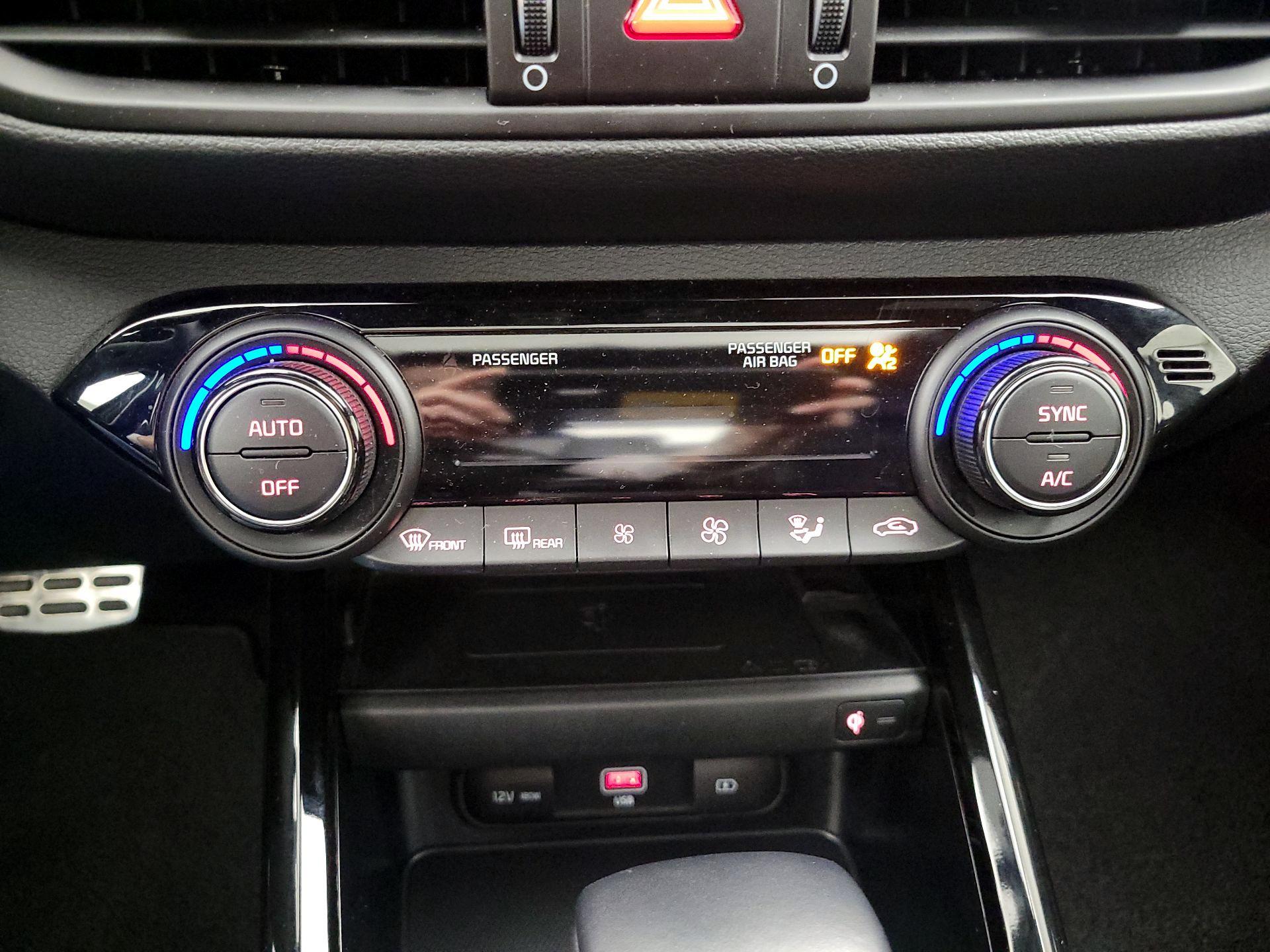 Thumbnail: 2024 Kia Forte - 17