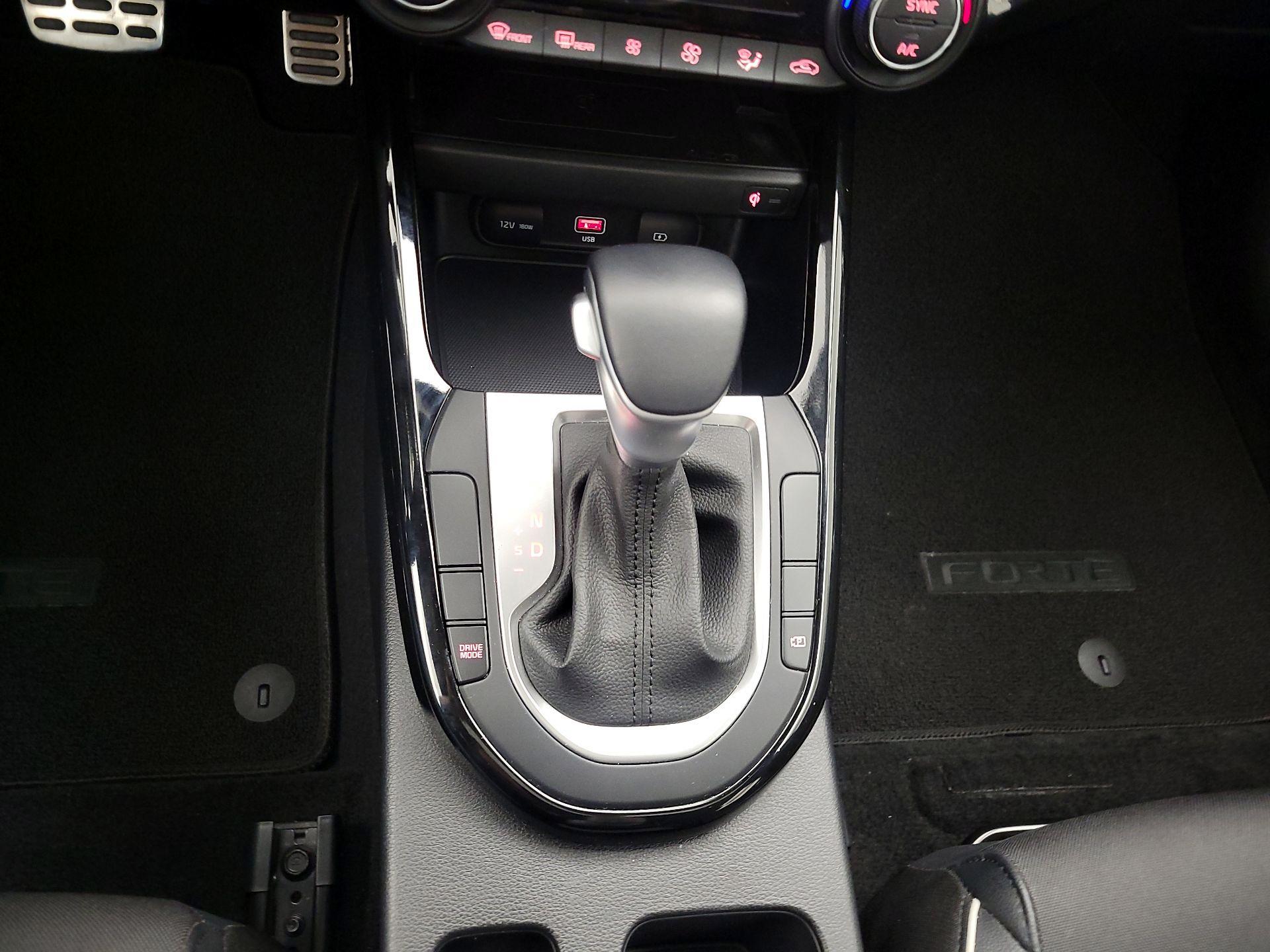 Thumbnail: 2024 Kia Forte - 18