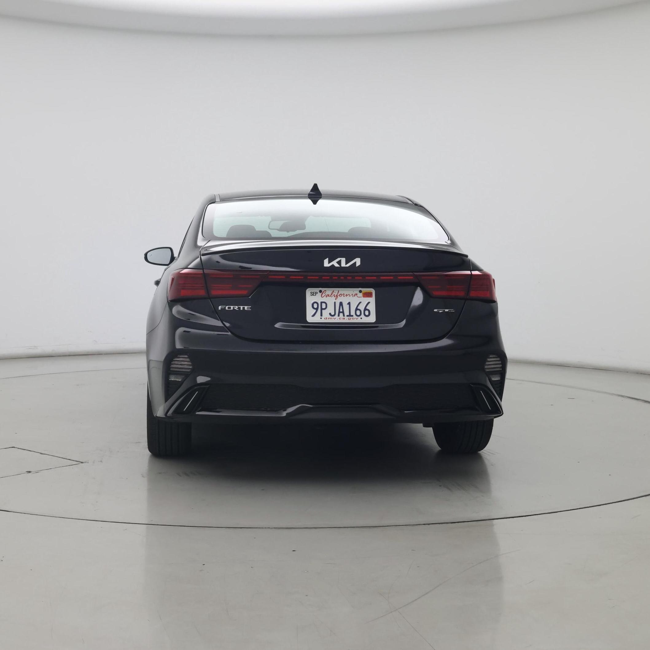 Thumbnail: 2024 Kia Forte - 6