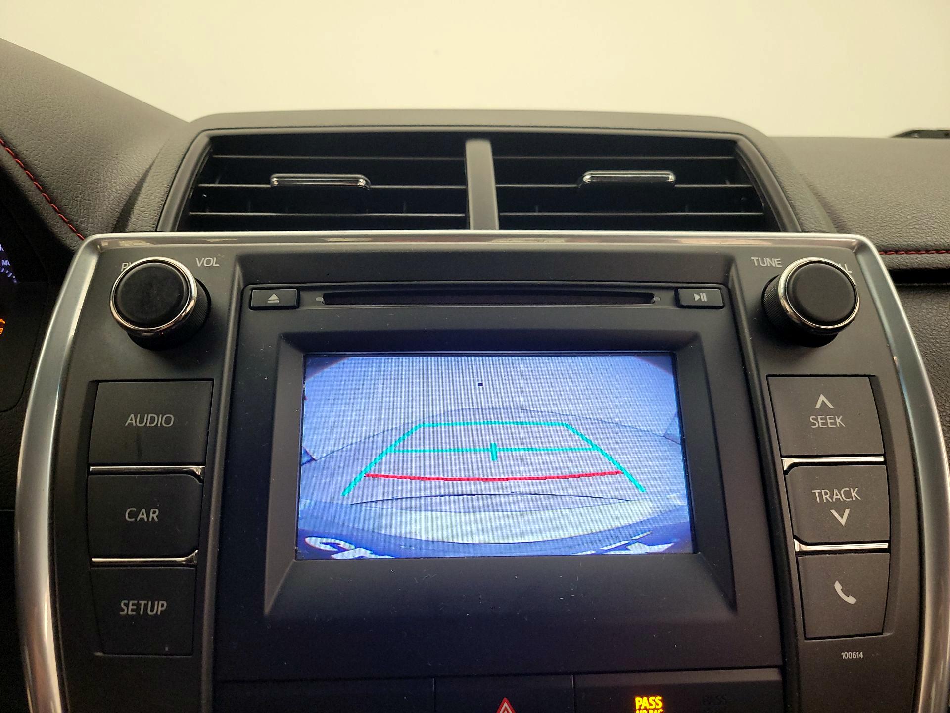 Thumbnail: 2017 Toyota Camry - 14