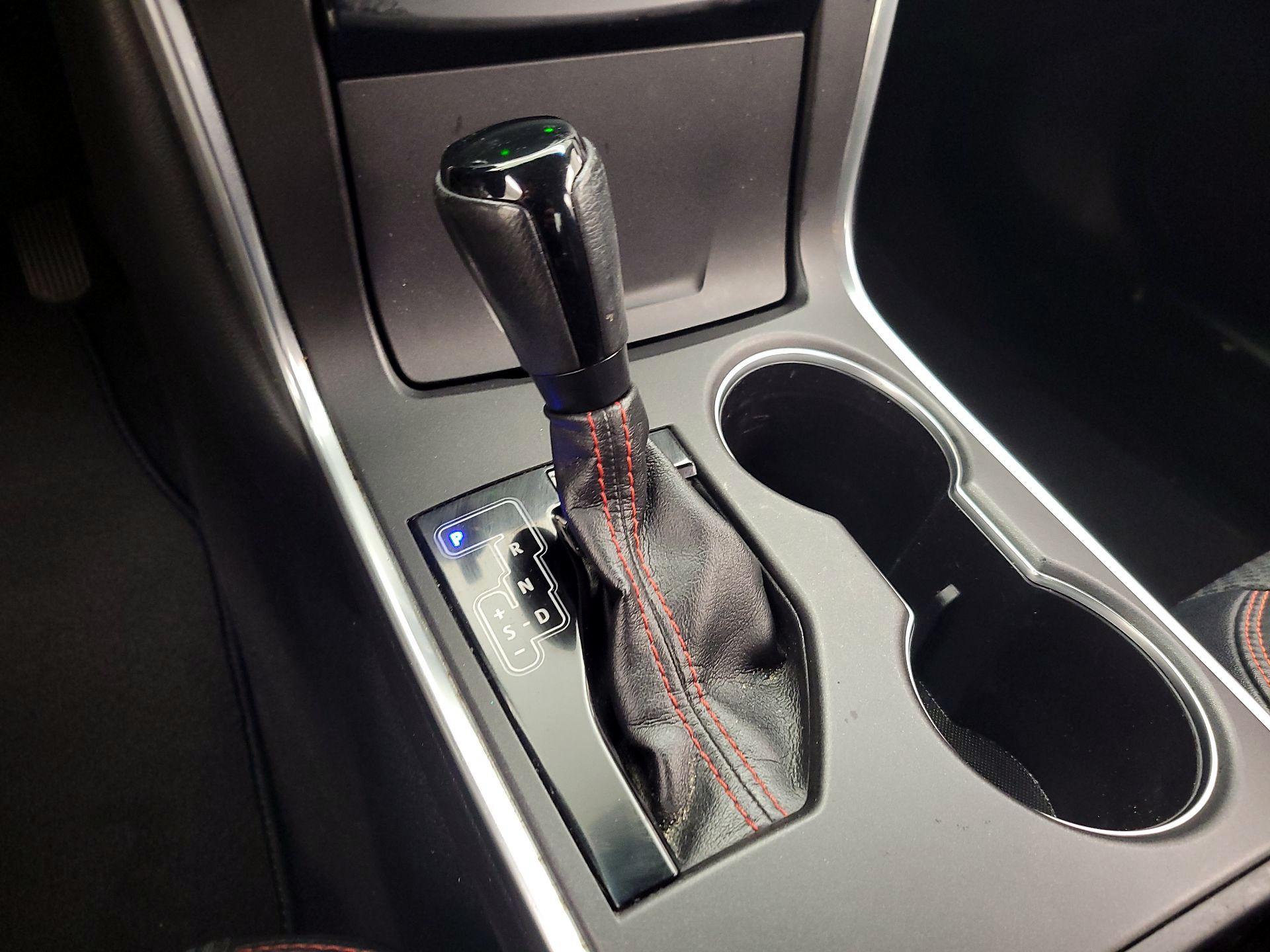 Thumbnail: 2017 Toyota Camry - 17