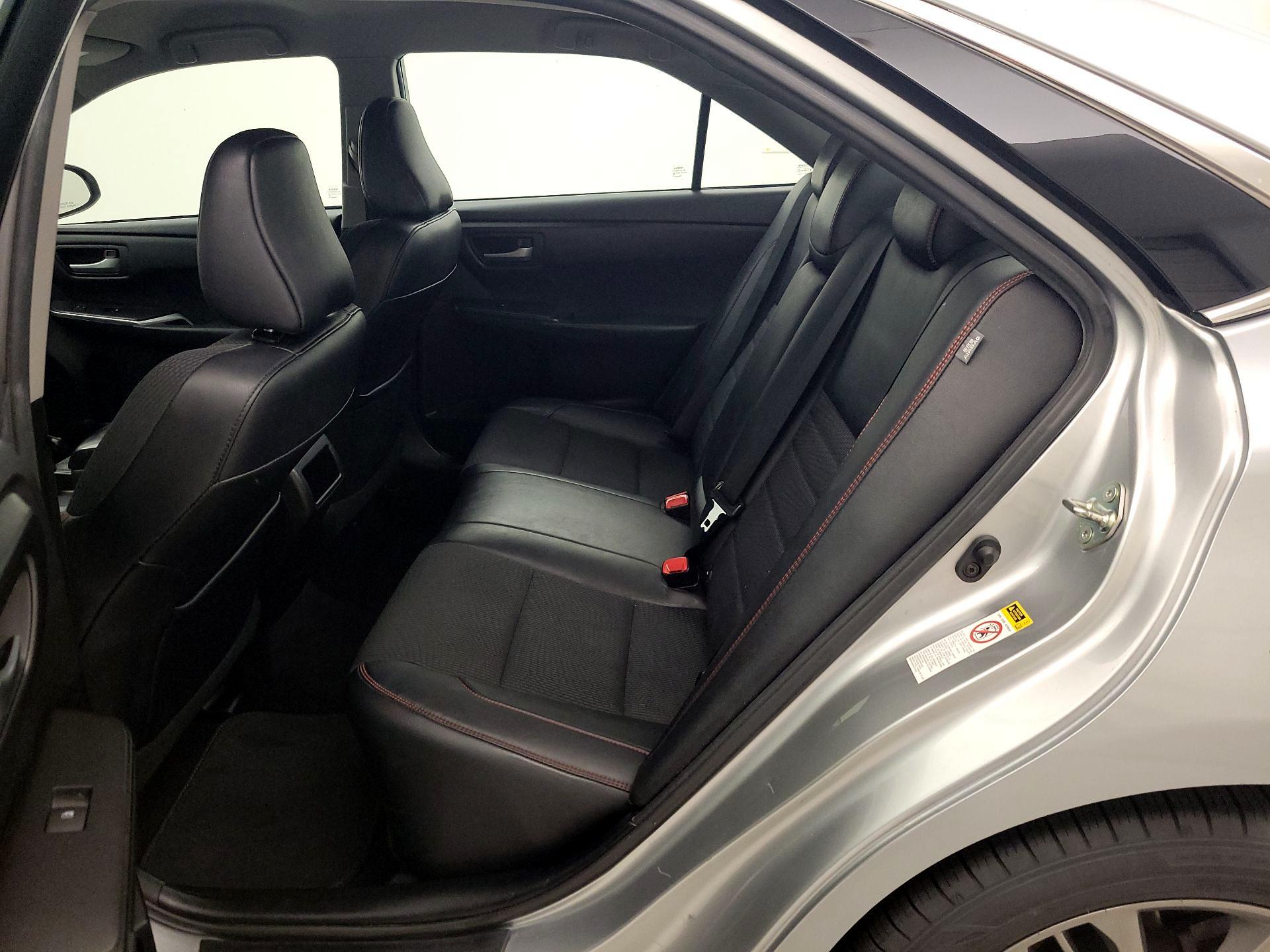 Thumbnail: 2017 Toyota Camry - 19