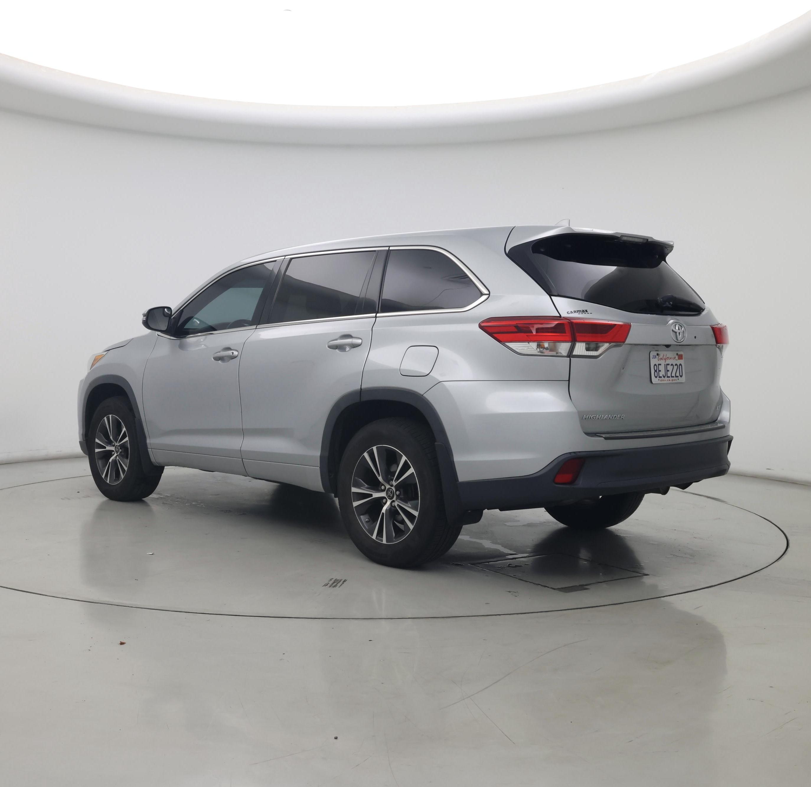 Thumbnail: 2018 Toyota Highlander - 2