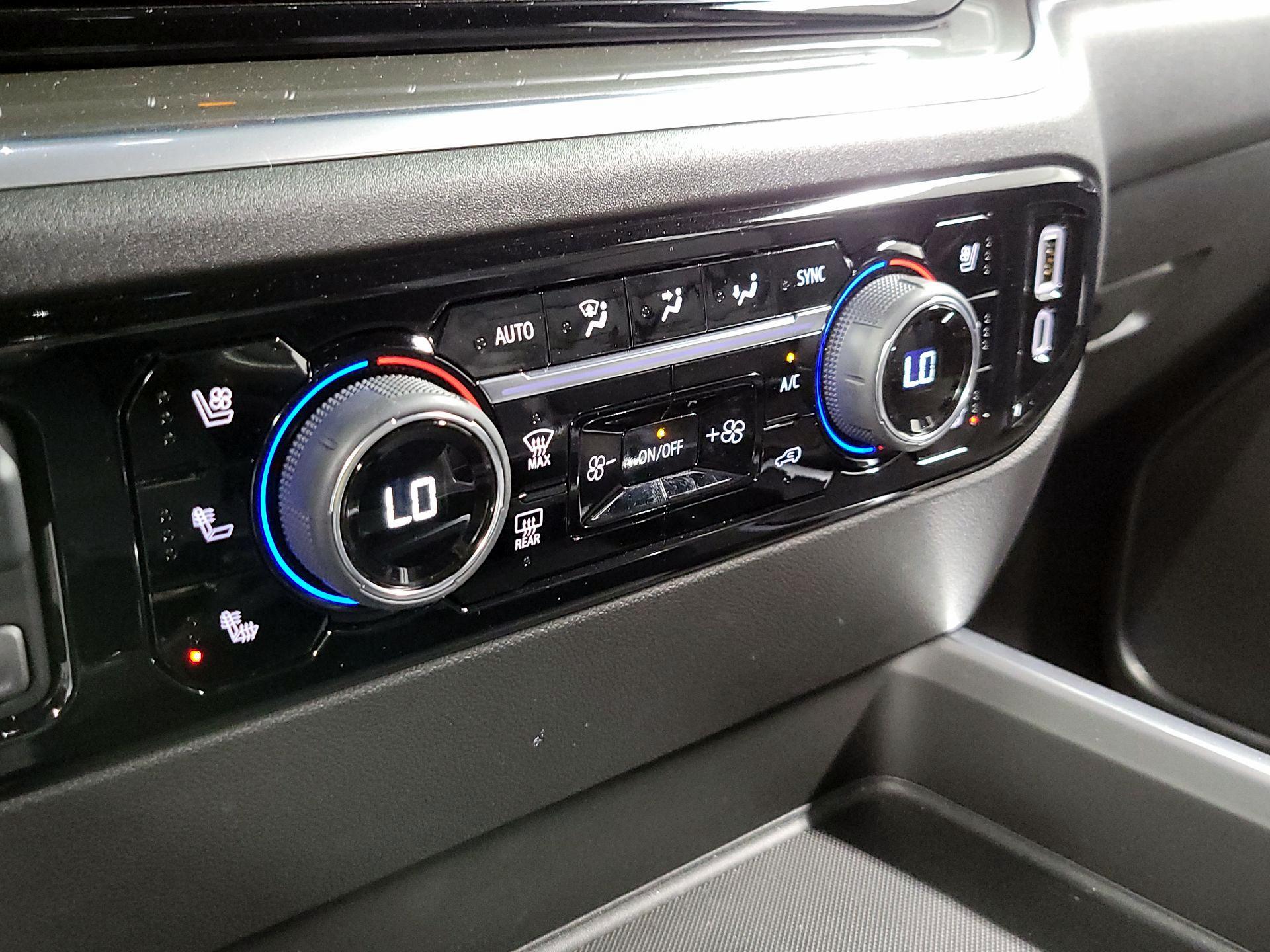 Thumbnail: 2025 Chevrolet Silverado 2500 - 16