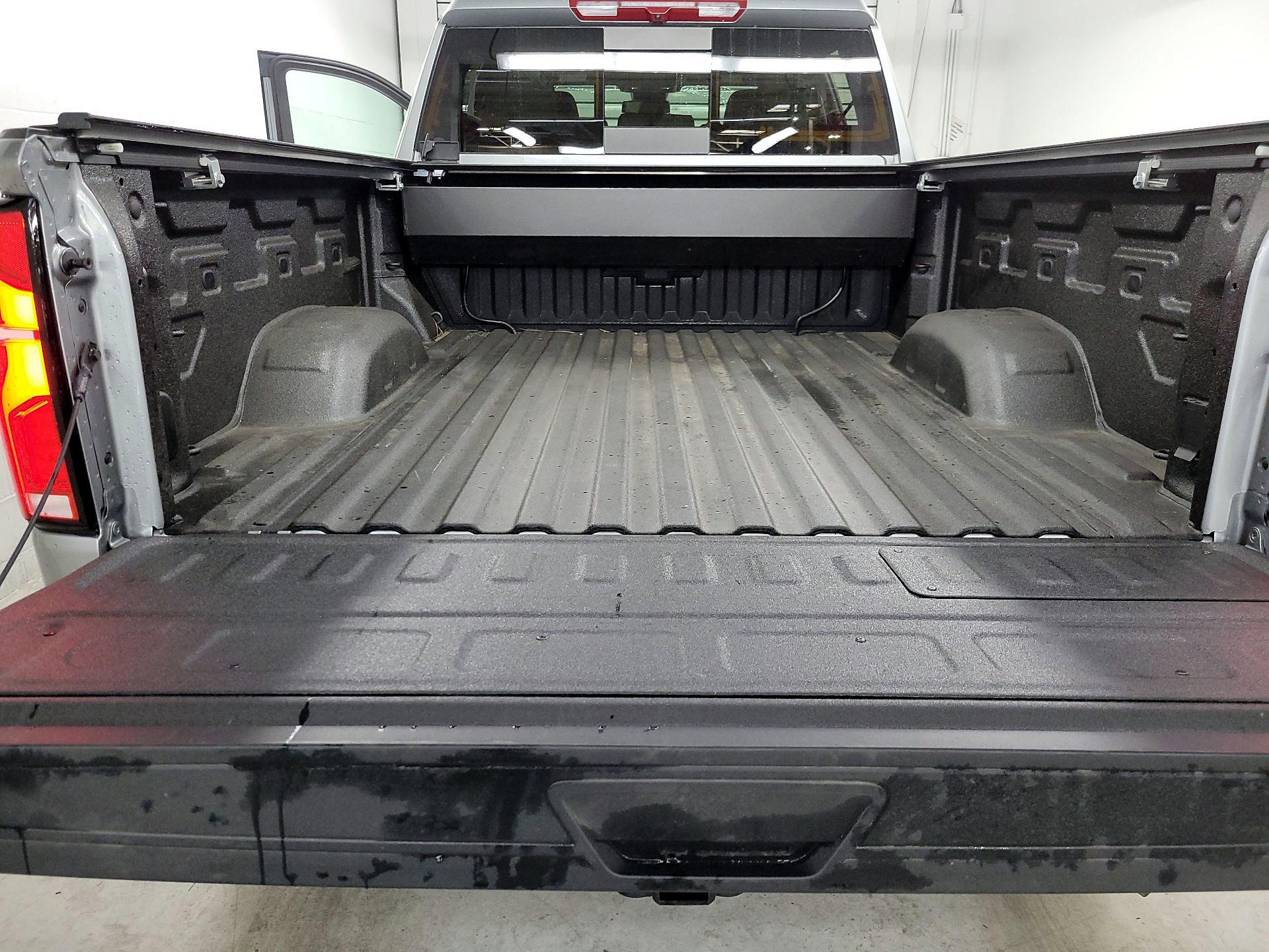 Thumbnail: 2025 Chevrolet Silverado 2500 - 20