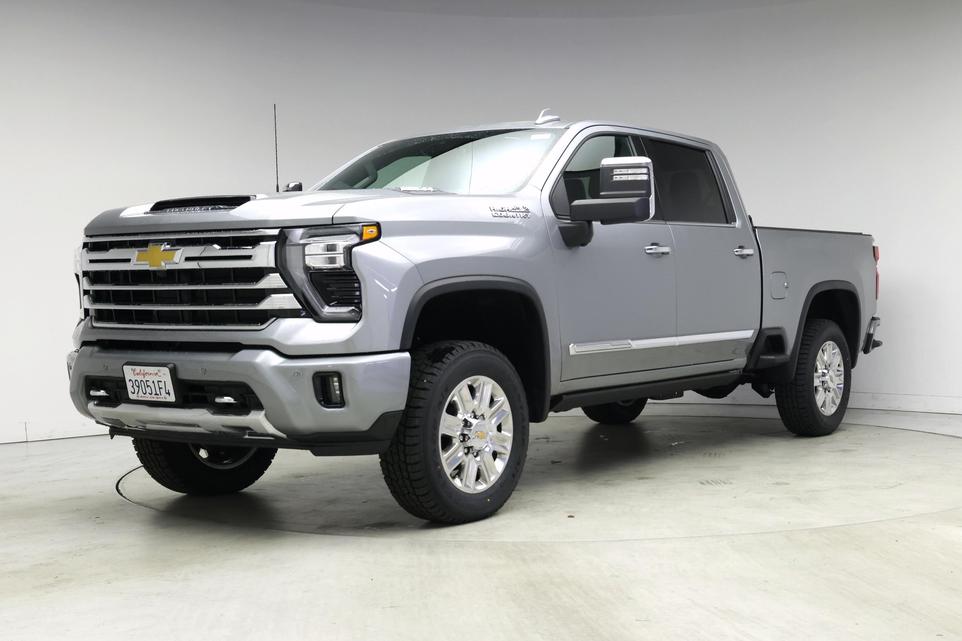 Thumbnail: 2025 Chevrolet Silverado 2500 - 4