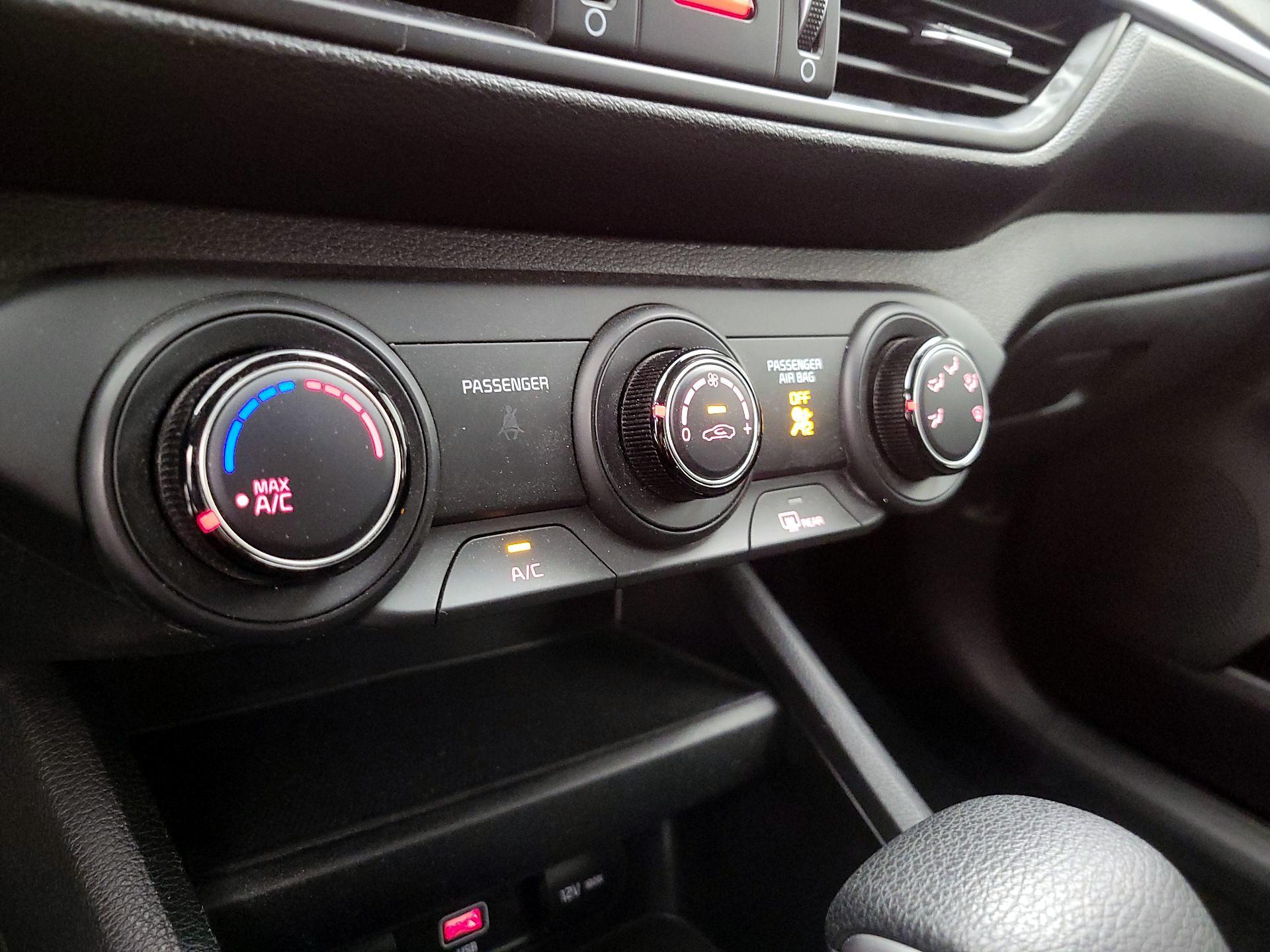 Thumbnail: 2023 Kia Forte - 16