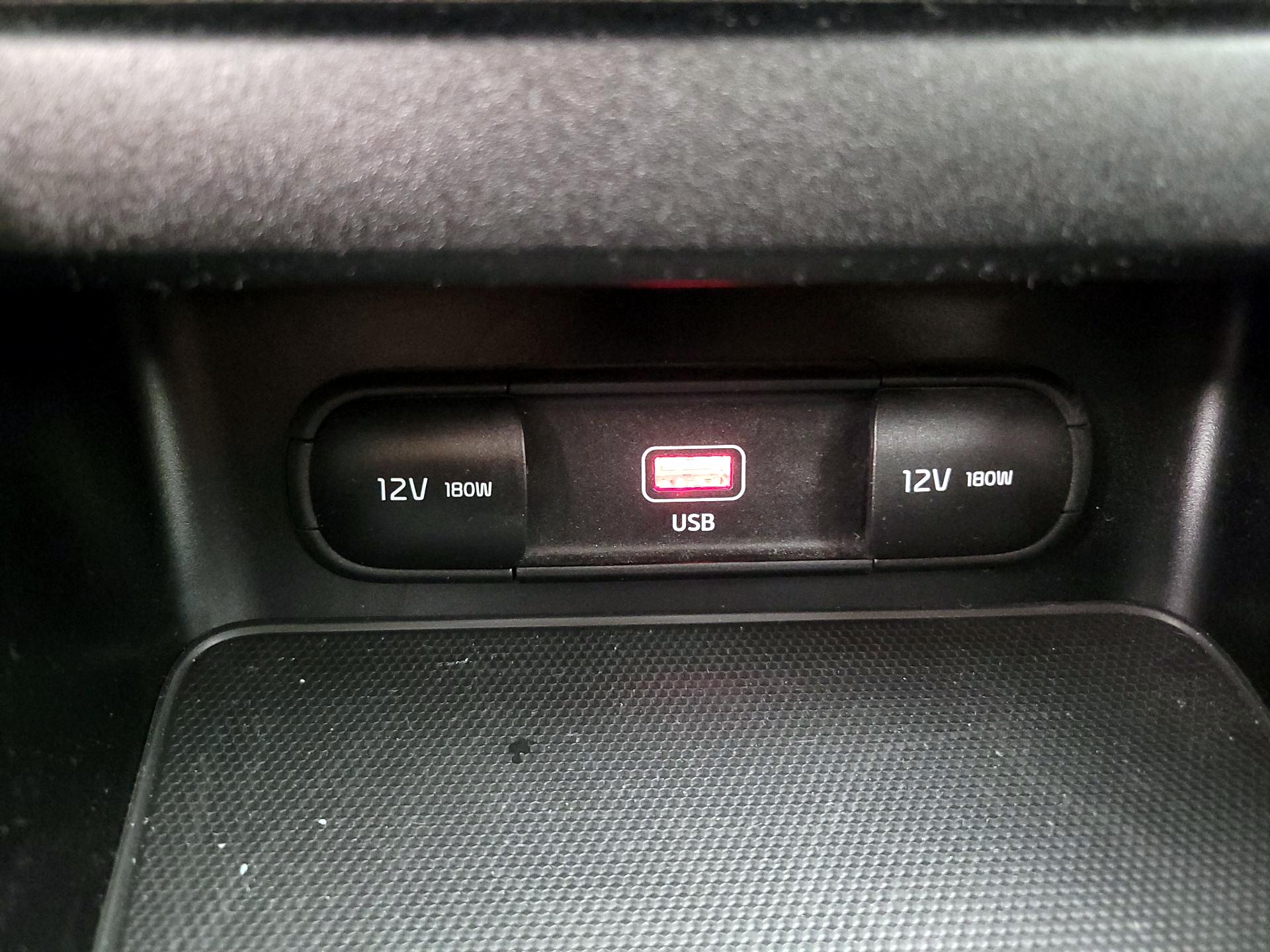 Thumbnail: 2023 Kia Forte - 18