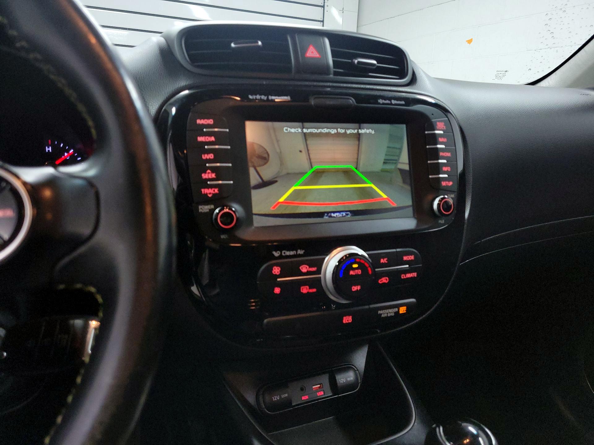 Thumbnail: 2016 Kia Soul - 13