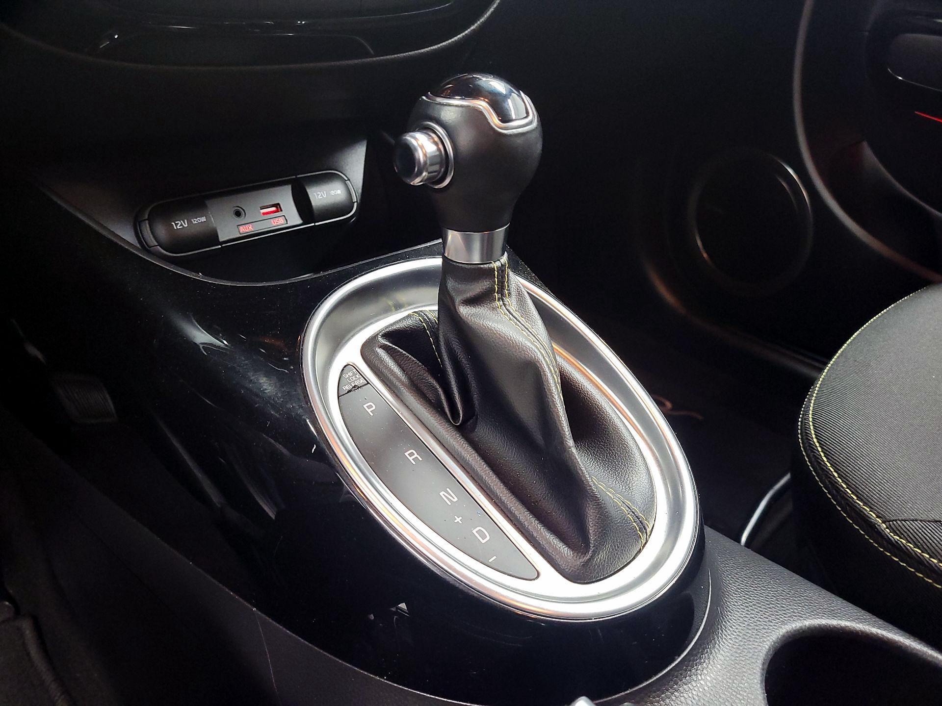 Thumbnail: 2016 Kia Soul - 16