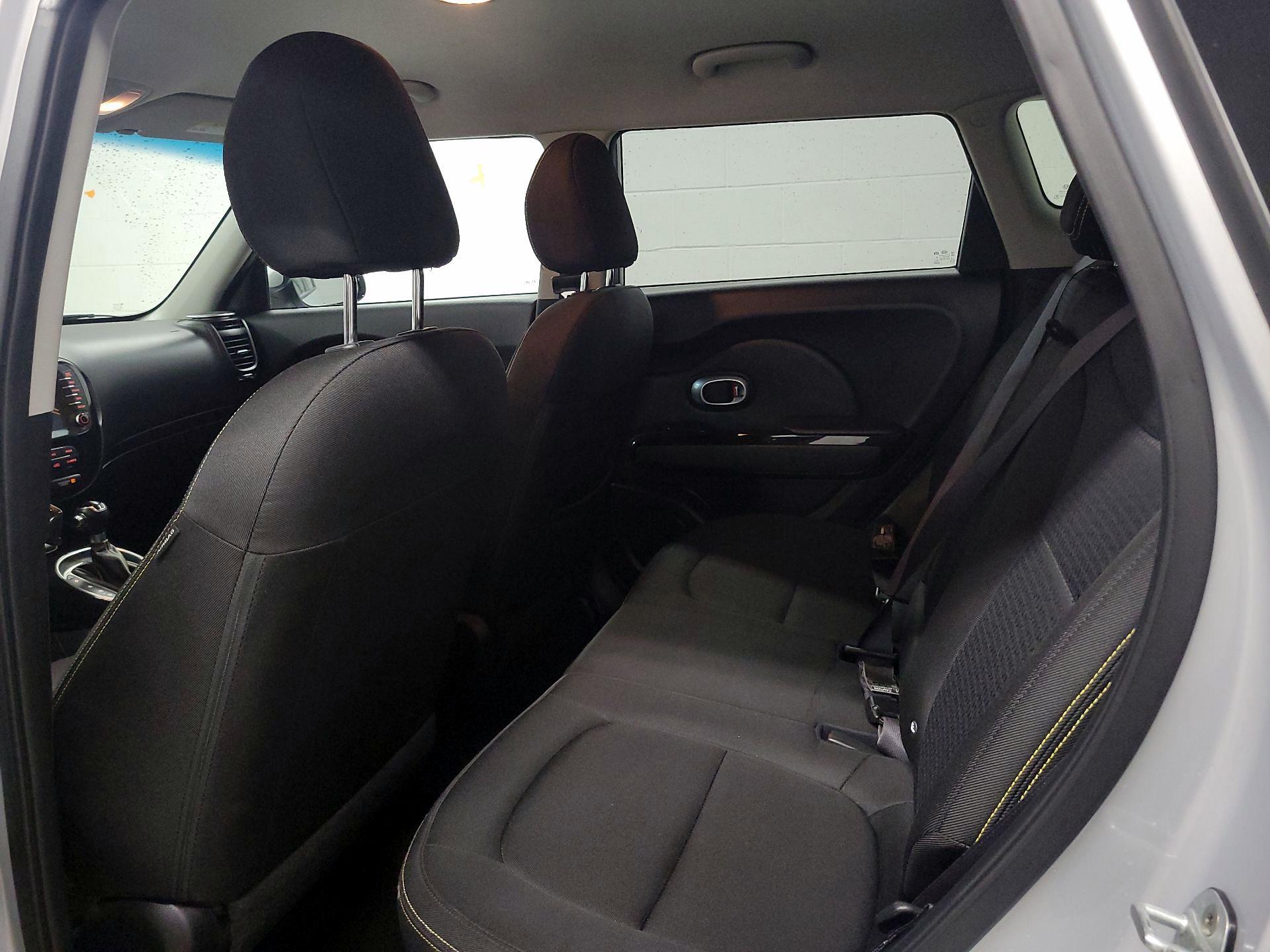 Thumbnail: 2016 Kia Soul - 17