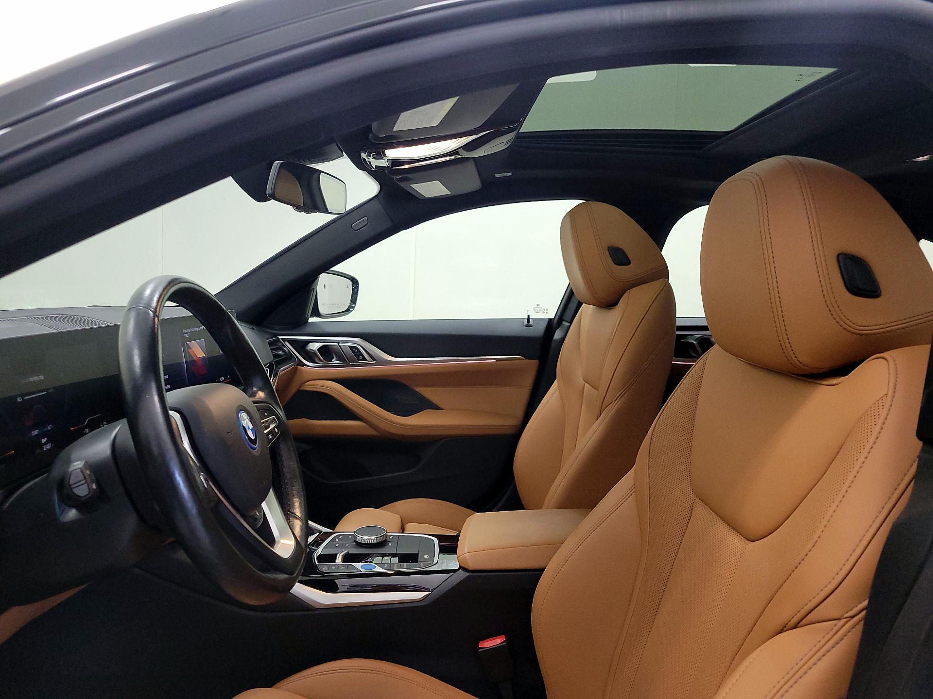 Thumbnail: 2023 BMW i4 - 20