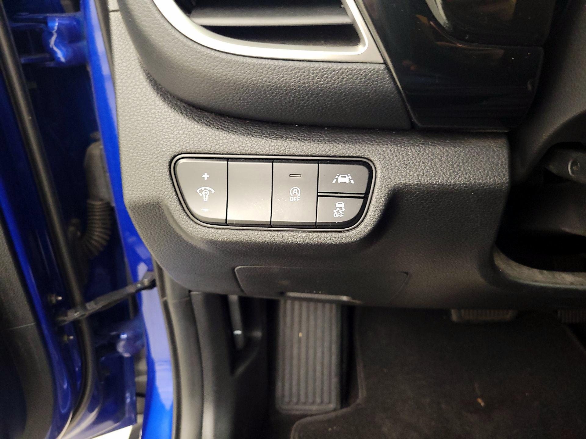 Thumbnail: 2022 Kia Seltos - 13