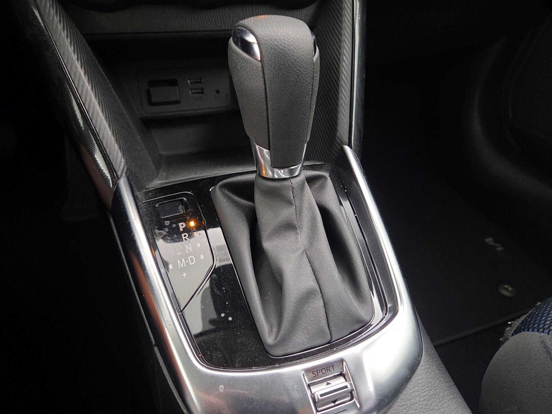 Thumbnail: 2018 Toyota Yaris iA - 17