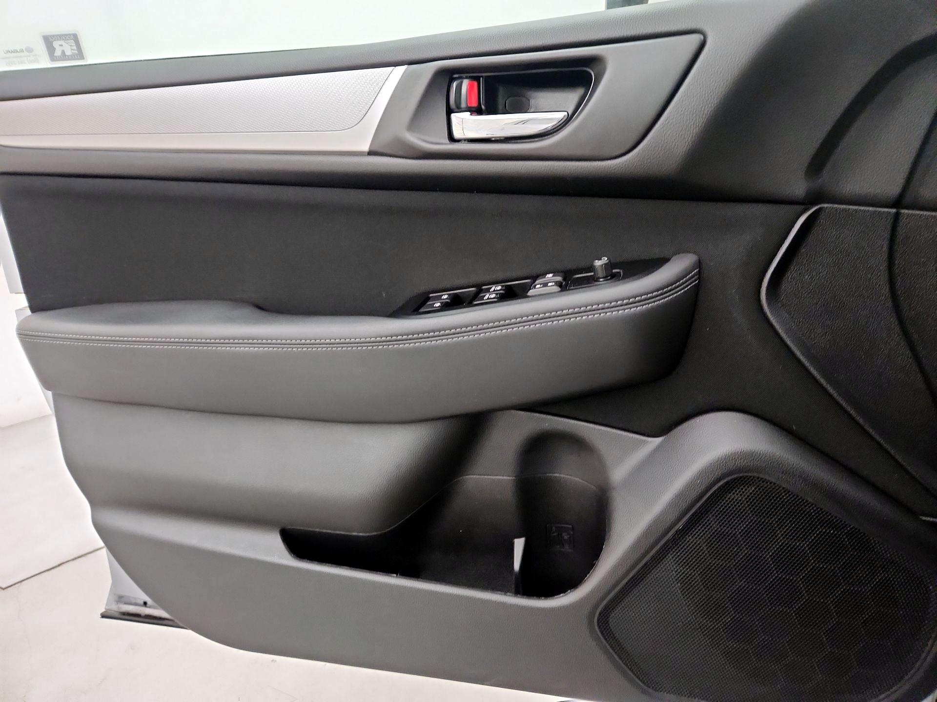 Thumbnail: 2019 Subaru Outback - 12