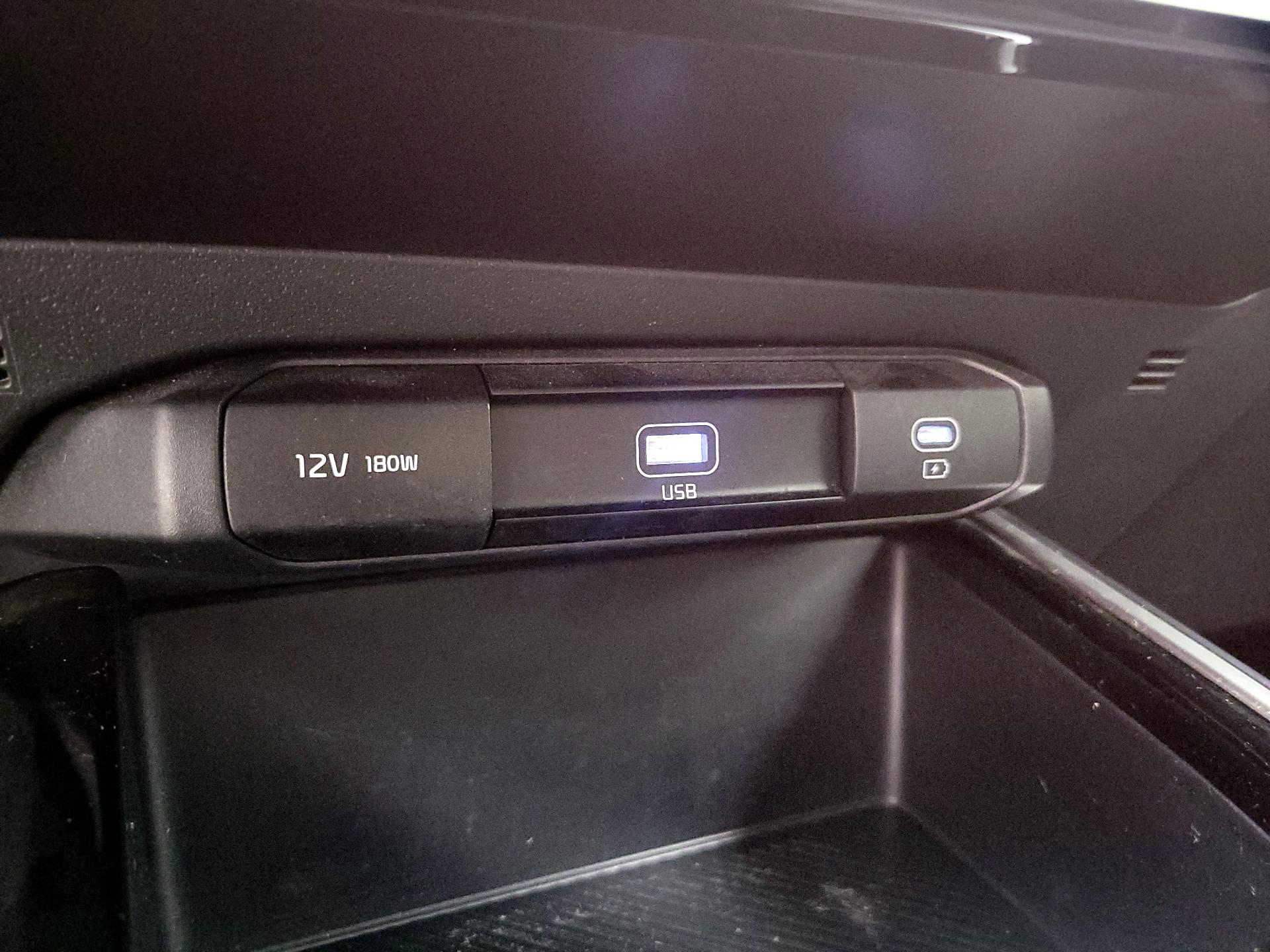 Thumbnail: 2024 Kia Niro - 18