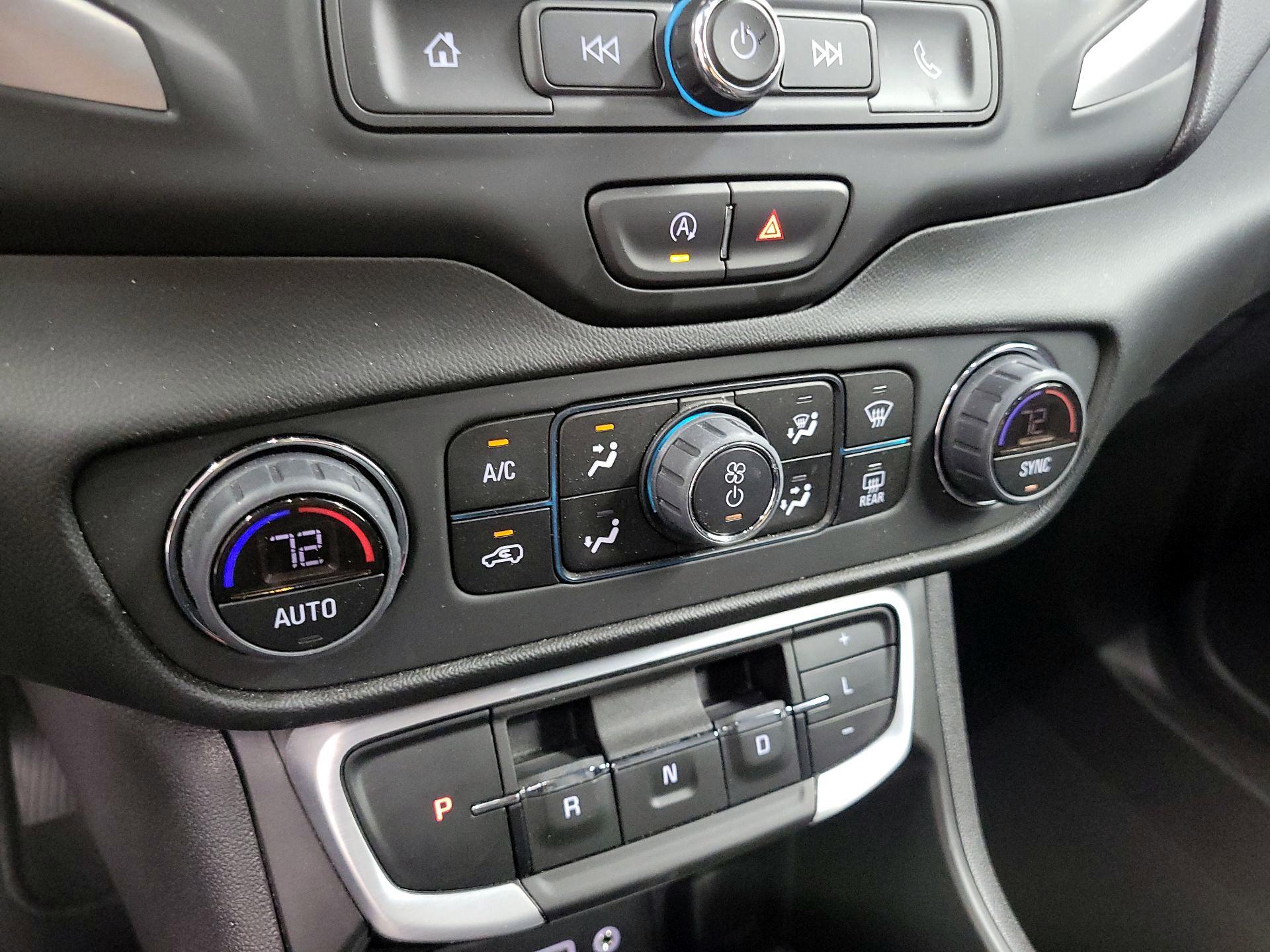 Thumbnail: 2022 GMC Terrain - 15