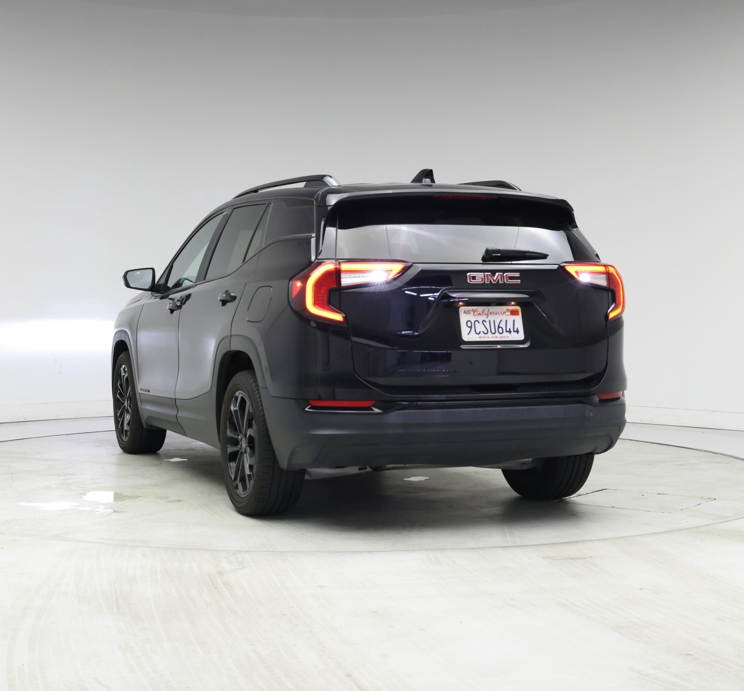 Thumbnail: 2022 GMC Terrain - 2