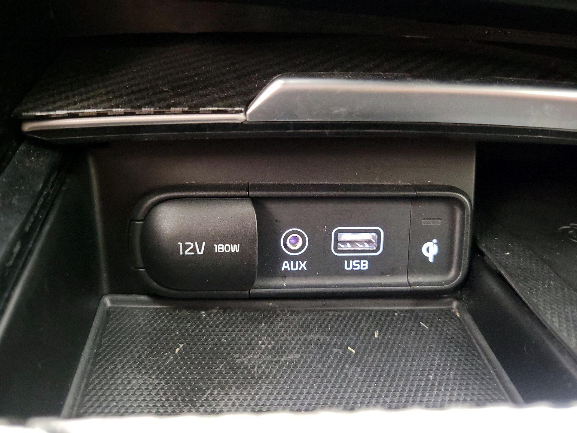 Thumbnail: 2020 Kia Stinger - 18