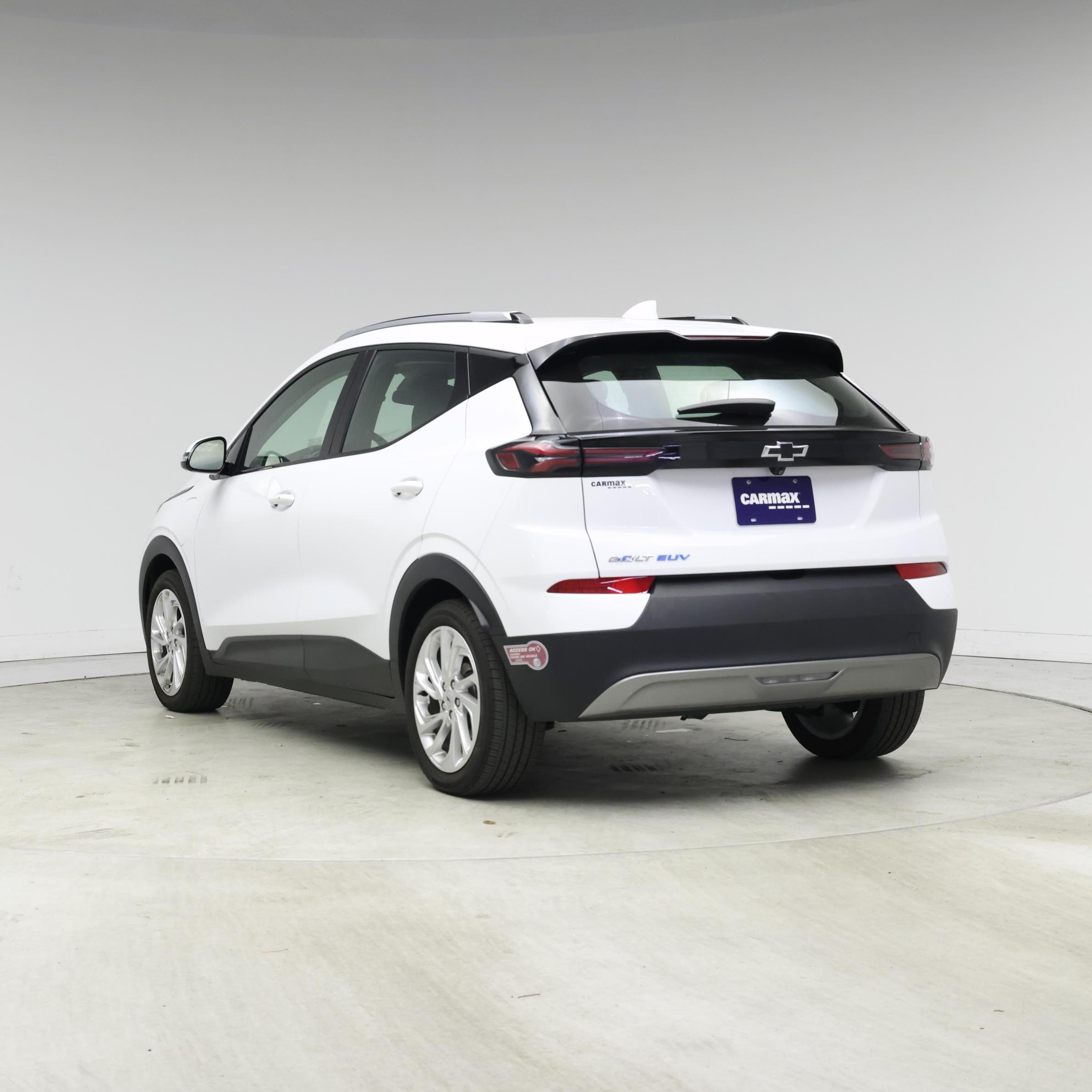 Thumbnail: 2023 Chevrolet Bolt EUV - 2