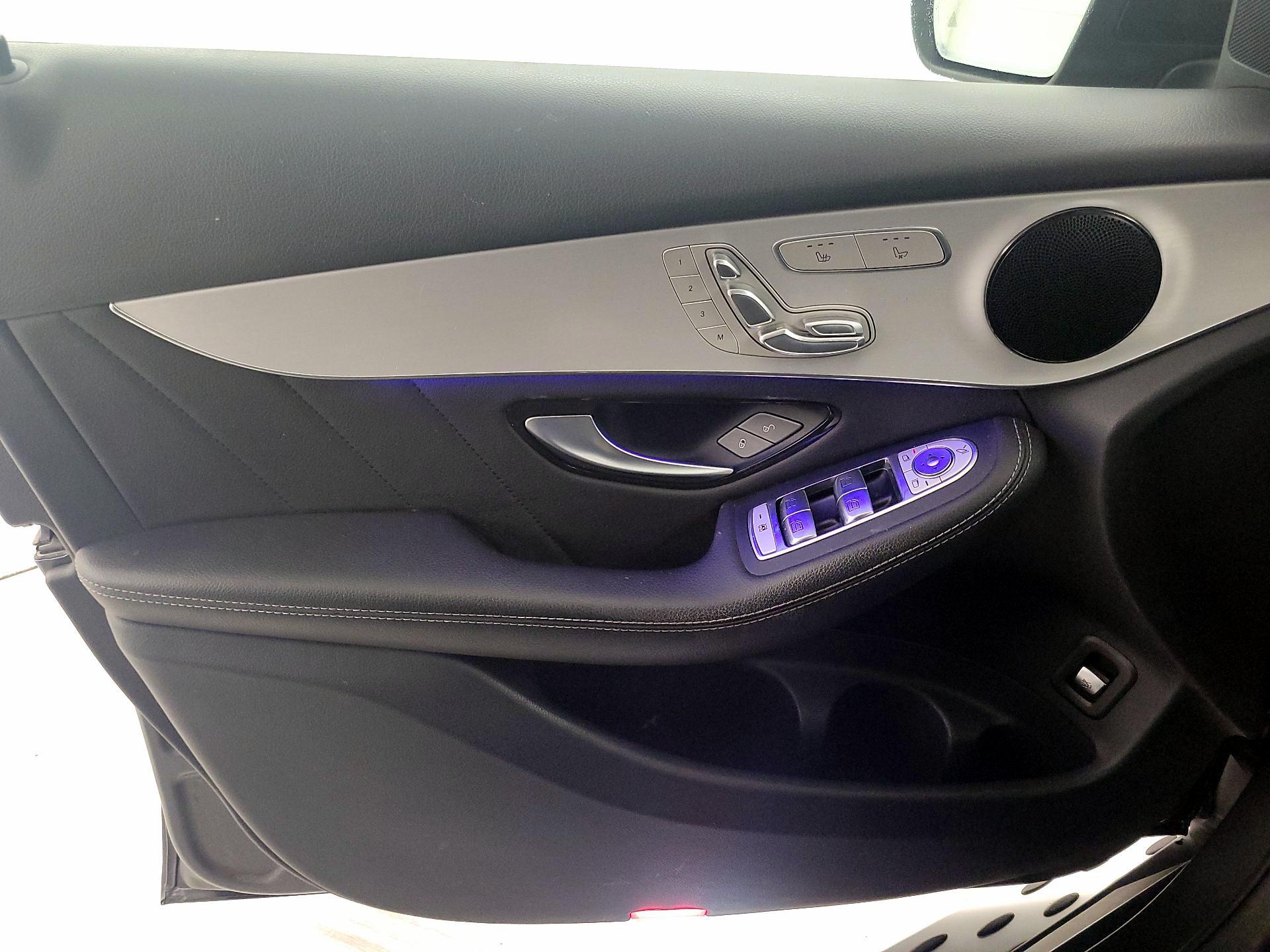 Thumbnail: 2022 Mercedes-Benz GLC - 12