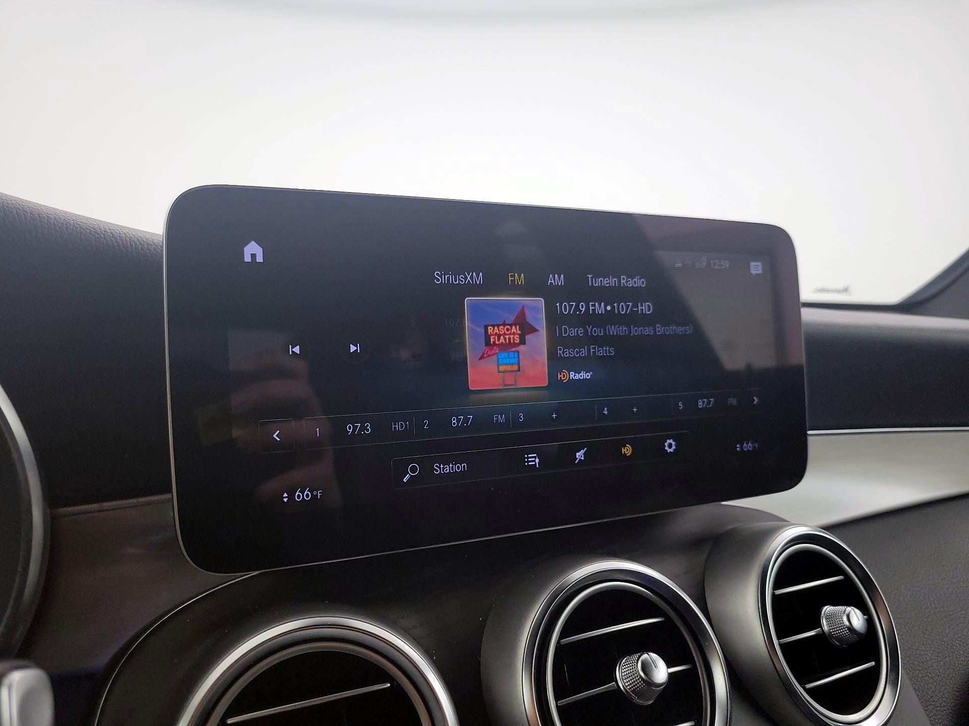 Thumbnail: 2022 Mercedes-Benz GLC - 15