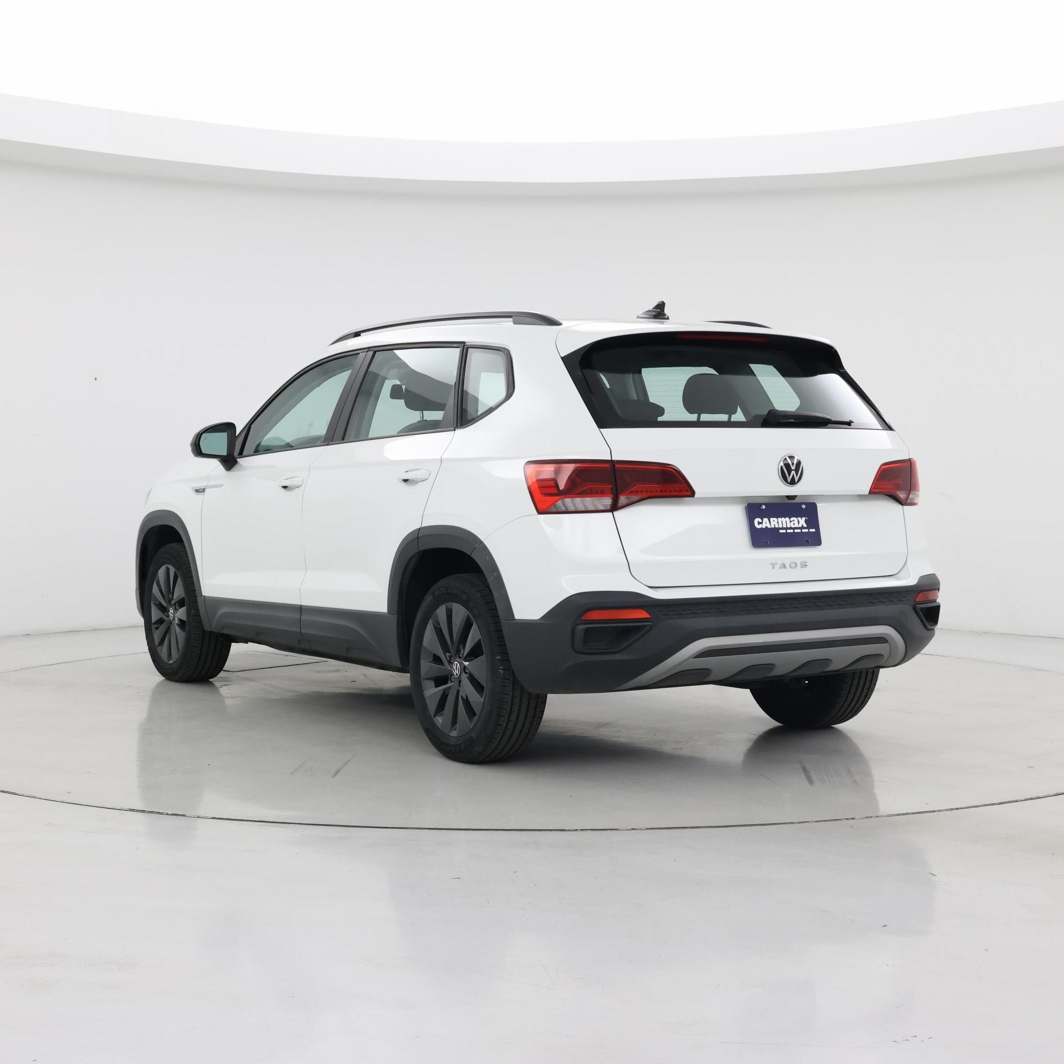 Thumbnail: 2022 Volkswagen Taos - 2