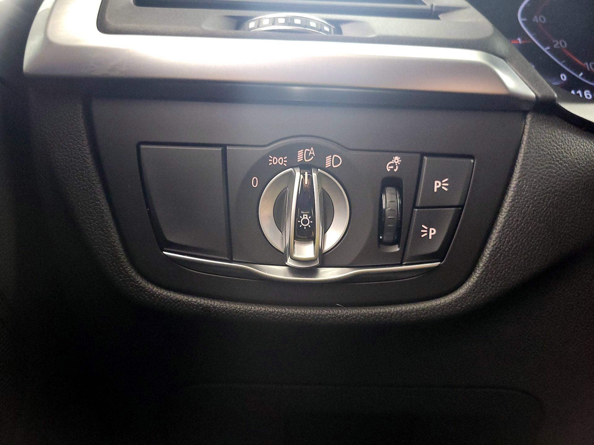 Thumbnail: 2023 BMW X3 - 13