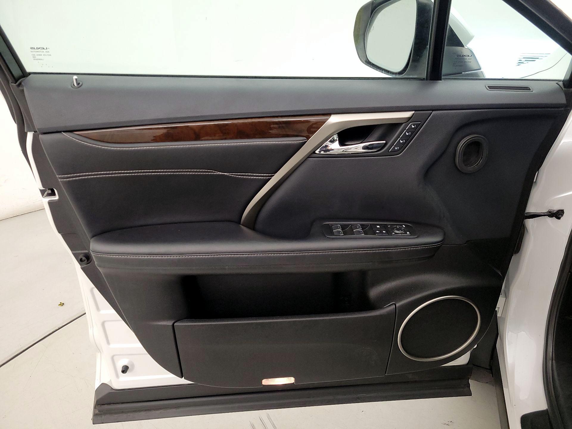 Thumbnail: 2018 Lexus RX - 12