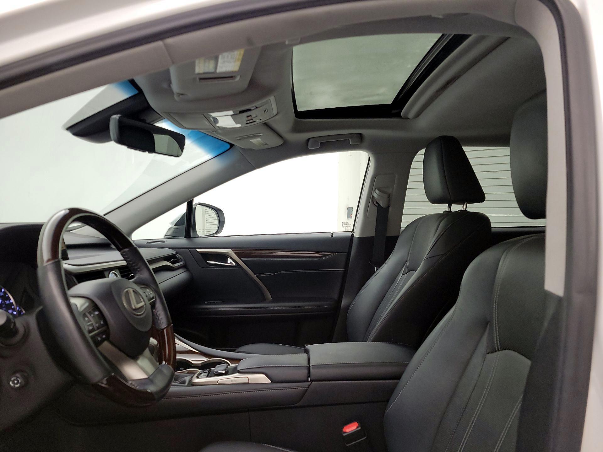 Thumbnail: 2018 Lexus RX - 20