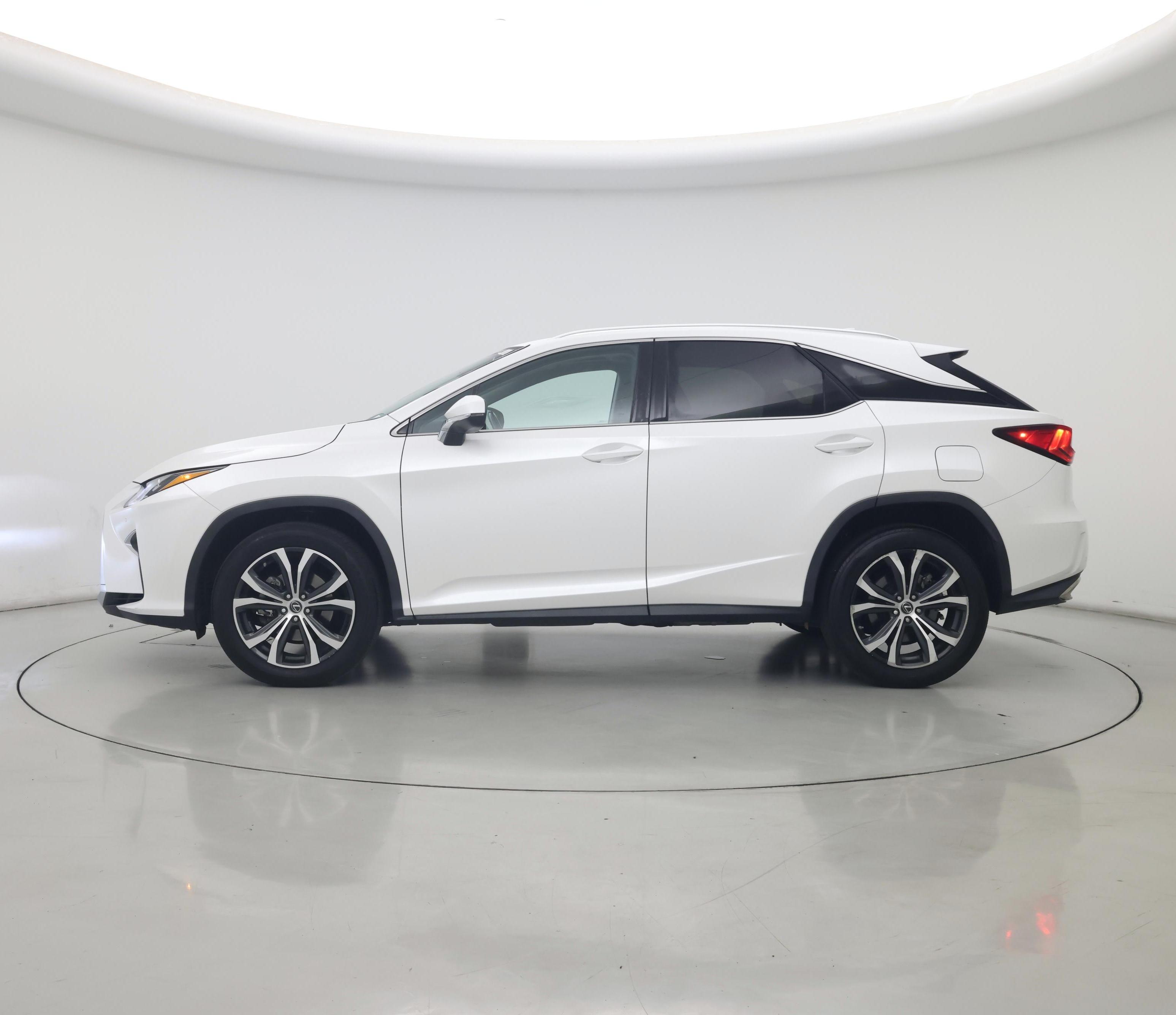 Thumbnail: 2018 Lexus RX - 3
