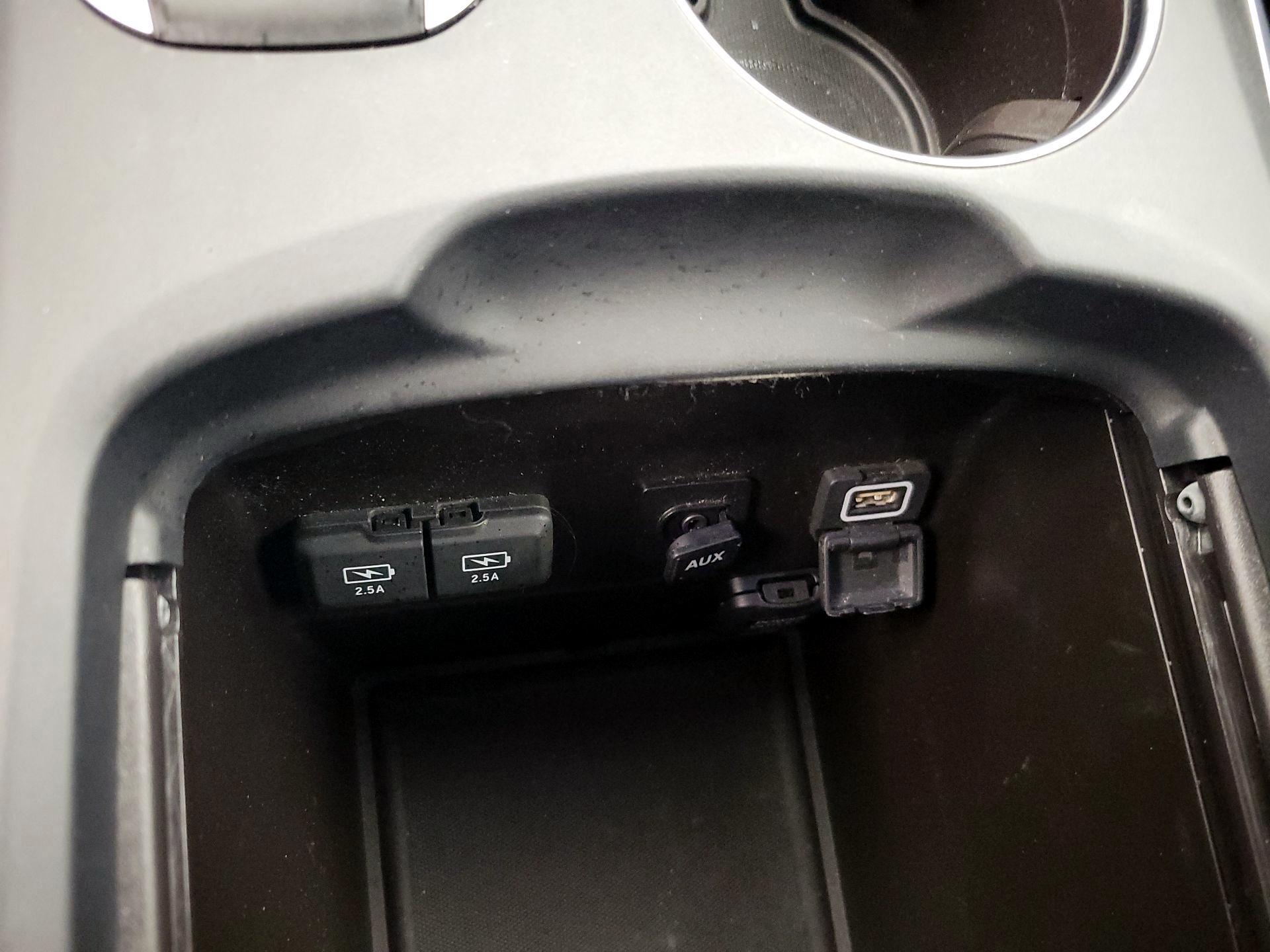 Thumbnail: 2020 Acura MDX - 18