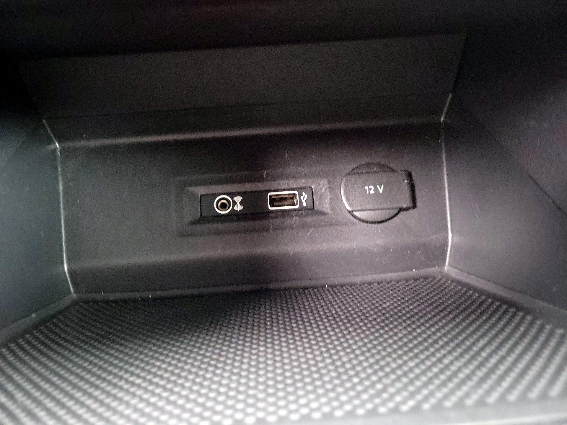 Thumbnail: 2019 Volkswagen Atlas - 18